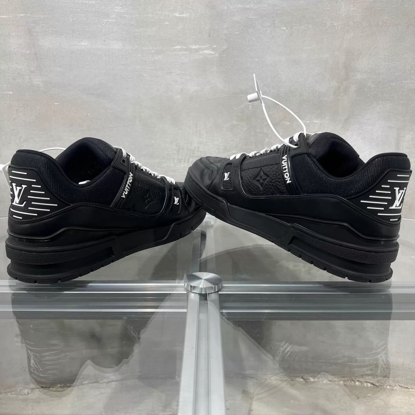 Louis Vuitton LV Trainer Black UK8 42 Size US 9 / EU 42 - 5 Thumbnail