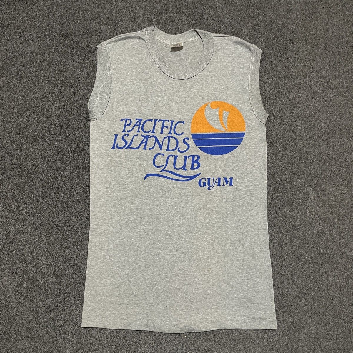 Vintage Vintage 80s Hawaii Pacific Islands Club Guam Tank Top Size US M / EU 48-50 / 2 - 1 Thumbnail