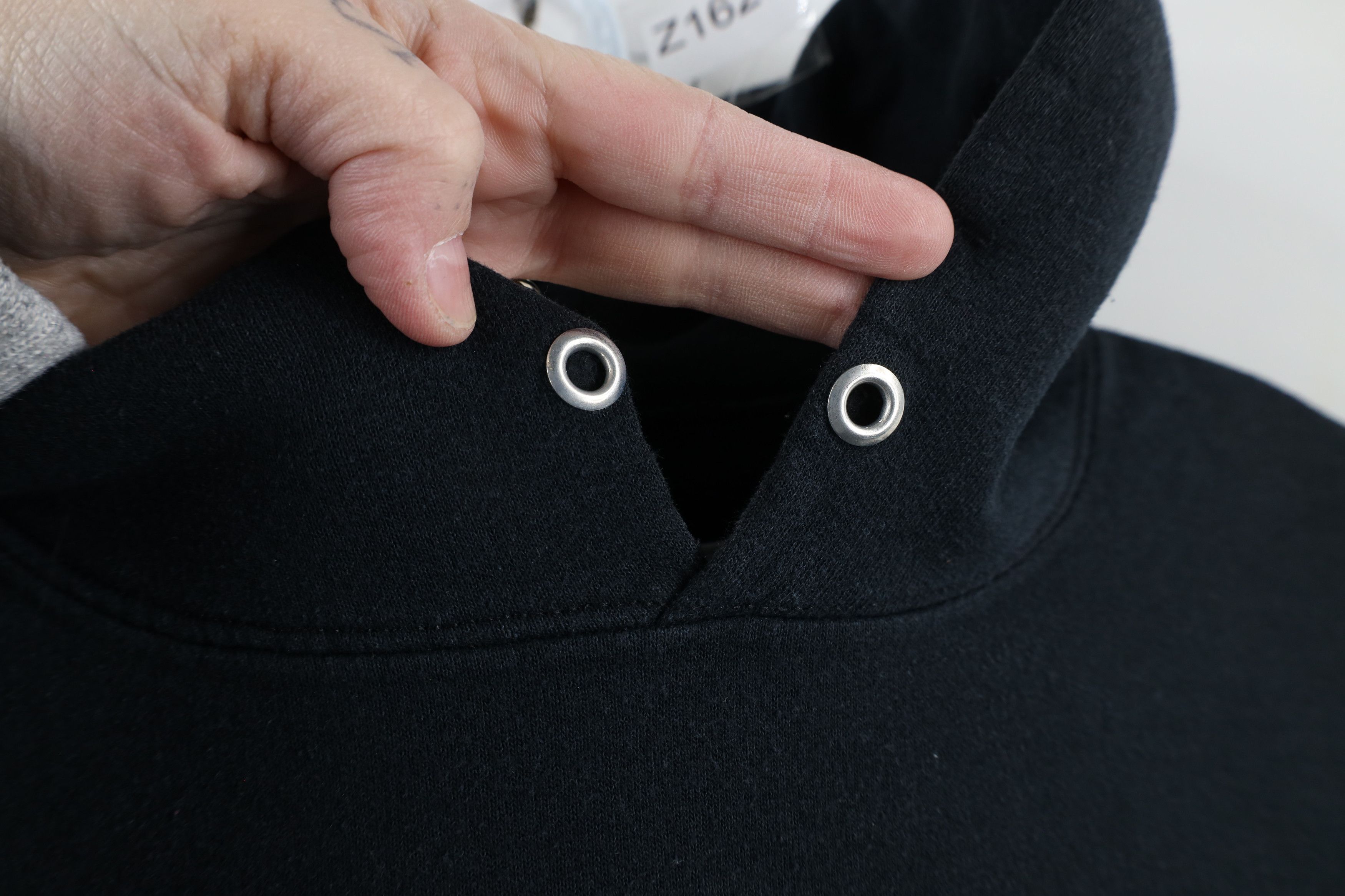 Vintage Vintage 90s Streetwear Faded Blank Hoodie Sweatshirt Black Size US S / EU 44-46 / 1 - 4 Thumbnail