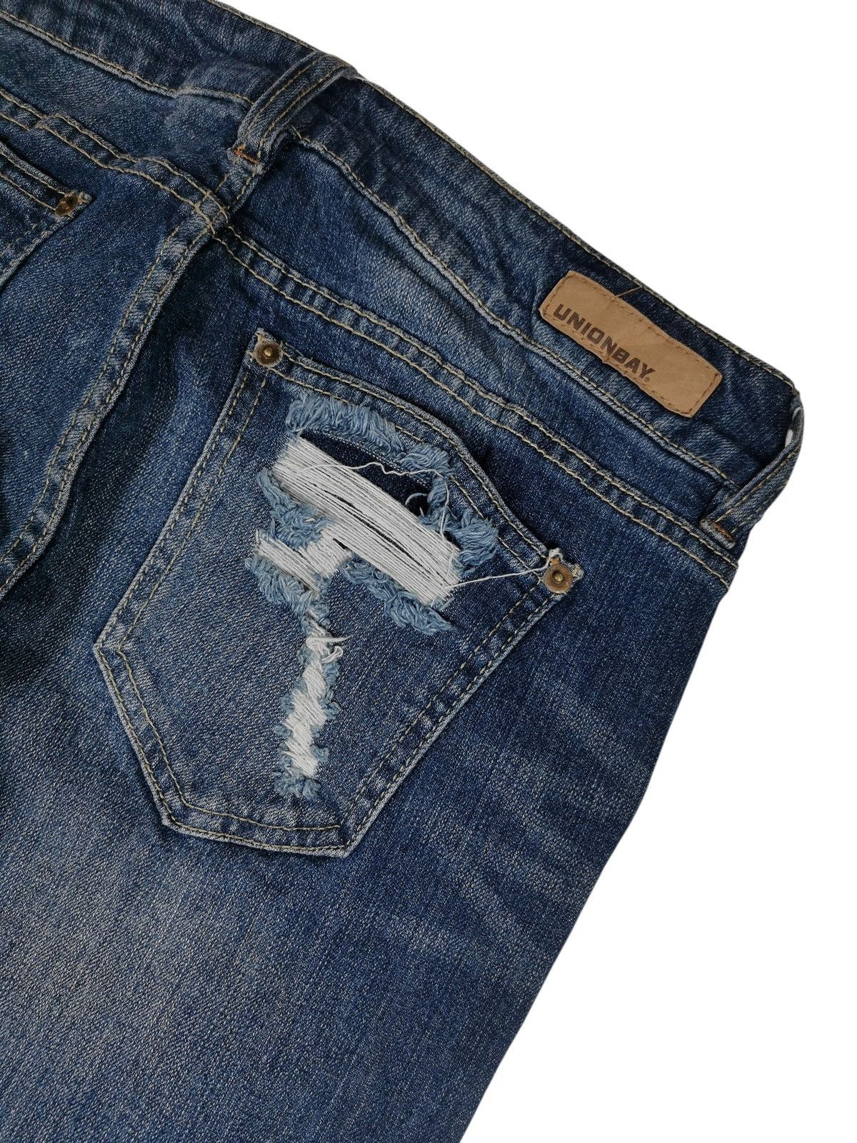 UNIONBAY Unionbay Slim Thigh Flare Legs Distressed Jeans Size 30" / US 8 / IT 44 - 7 Thumbnail