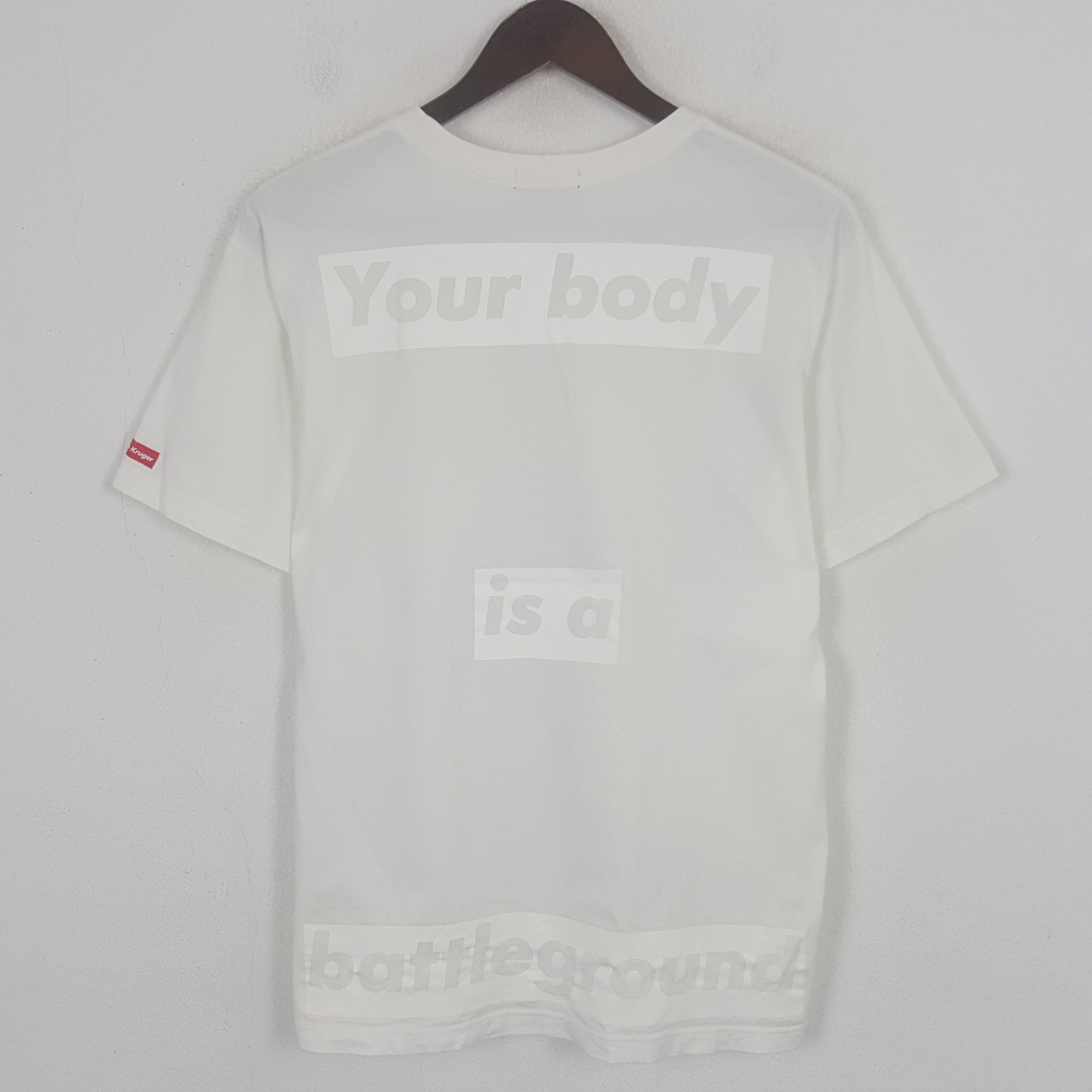 Barbara Kruger Vintage Barbara Kruger Your Body Is A Battle ground Tshirt Size US L / EU 52-54 / 3 - 3 Thumbnail