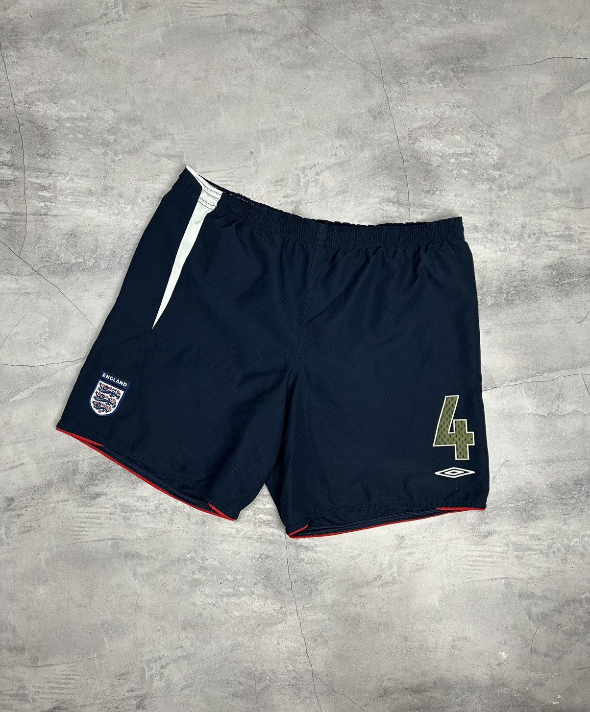 Umbro Umbro England 2007 Home Short Navy Blue Size US 34 / EU 50 - 1 Thumbnail