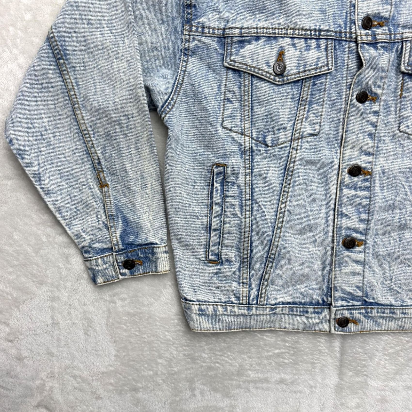 Hard Rock Cafe VINTAGE Hard Rock Cafe Jacket Mens M Blue Denim 80s Bomber Rock Logo Embroidered Pattern Solid Jacket Size US M / EU 48-50 / 2 - 7 Thumbnail