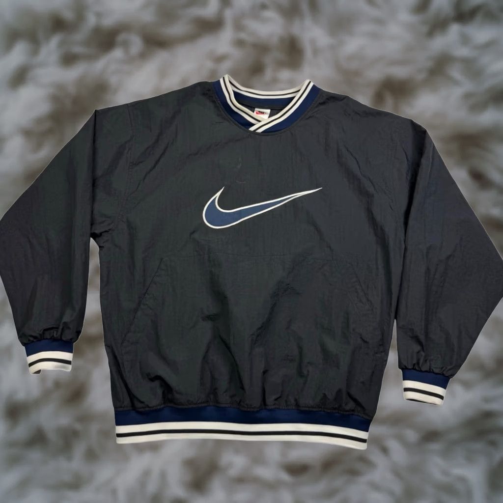 Nike VTG Nike Center Swoosh Men's Nylon Windbreaker Pullover Jacket Gray Large Jacket Car Jacket Windbreaker Nike Swoosh Mens Gray L Size US L / EU 52-54 / 3 - 1 Thumbnail