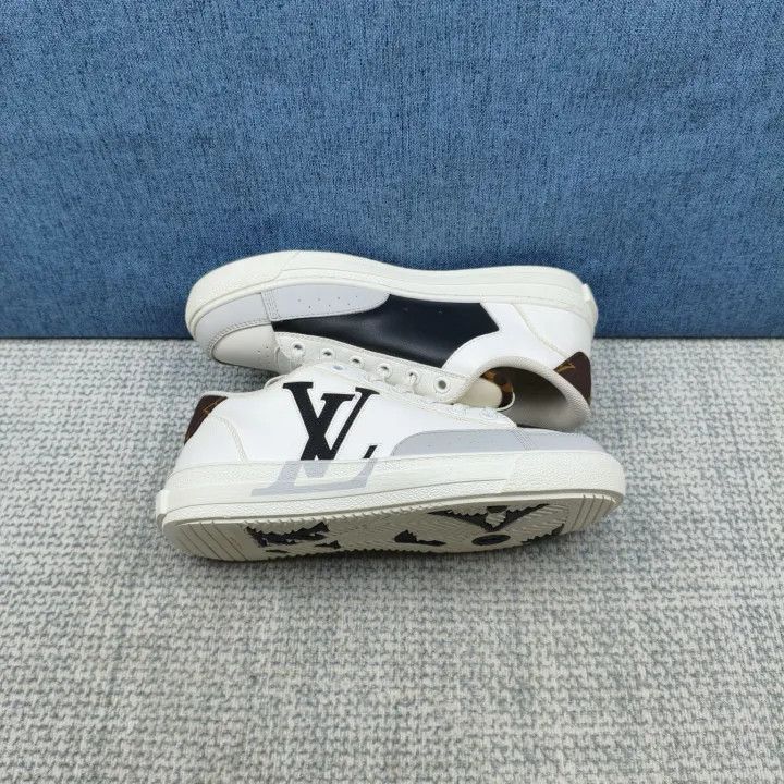 Louis Vuitton Louis Vuitton Charlie Low-Top Fashion Sneakers for Women -2 Size US 6 / IT 36 - 7 Thumbnail