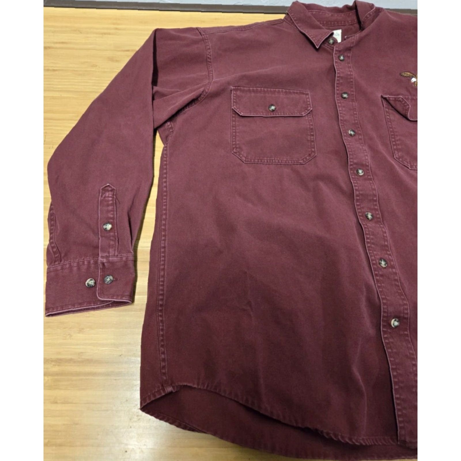 Vintage Cabela's Button-Up Shirt Burgundy Embroidered Eagle XLT Men’s Long Sleeve Casual Workwear Travel Button-Down Pocketed Cotton Peru Made in Peru Size US XL / EU 56 / 4 - 4 Thumbnail
