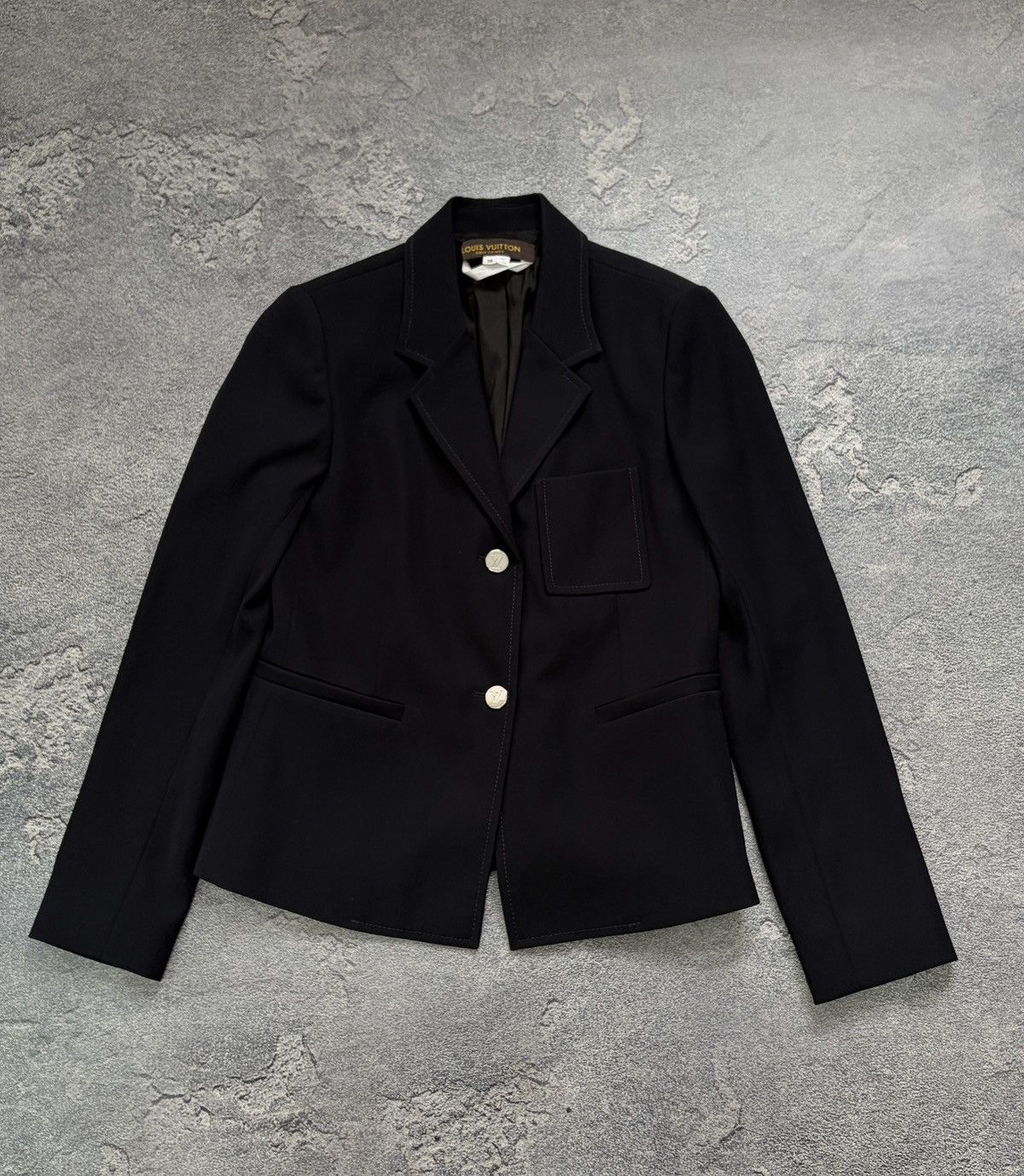 Louis Vuitton Louis Vuitton Uniforms Navy Blazer Silver Logo Buttons Sz 36 Size XS / US 0-2 / IT 36-38 - 3 Thumbnail