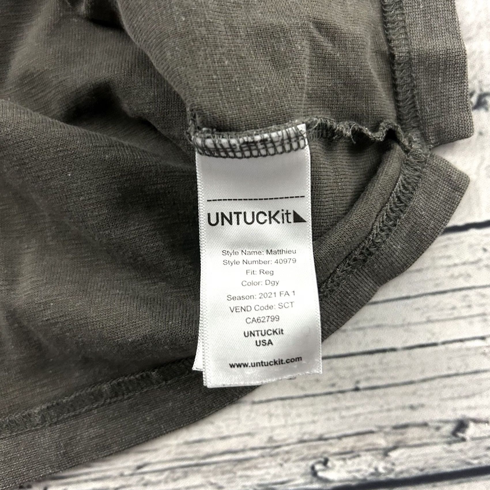 UNTUCKit UNTUCKit Matthieu Long Sleeve Button-Up Rugby Polo Shirt Men's Large Brown Size US L / EU 52-54 / 3 - 5 Thumbnail