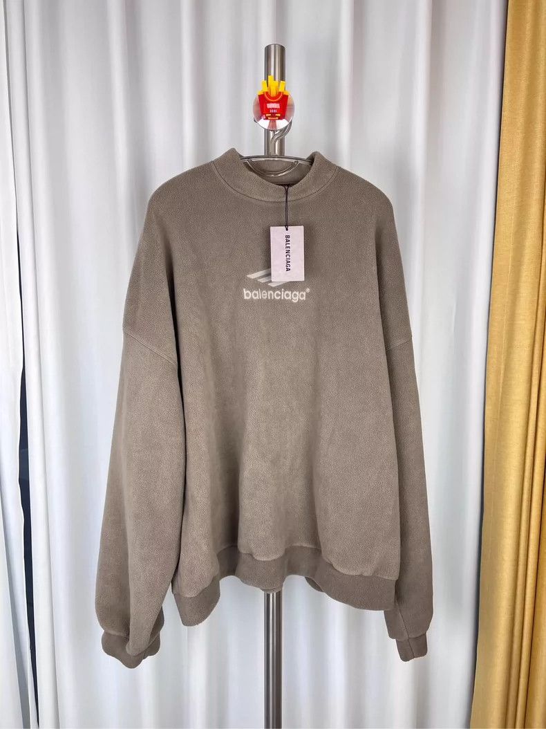Balenciaga Balenciaga Embroidered letter polar fleece sweater Size US S / EU 44-46 / 1 - 1 Thumbnail