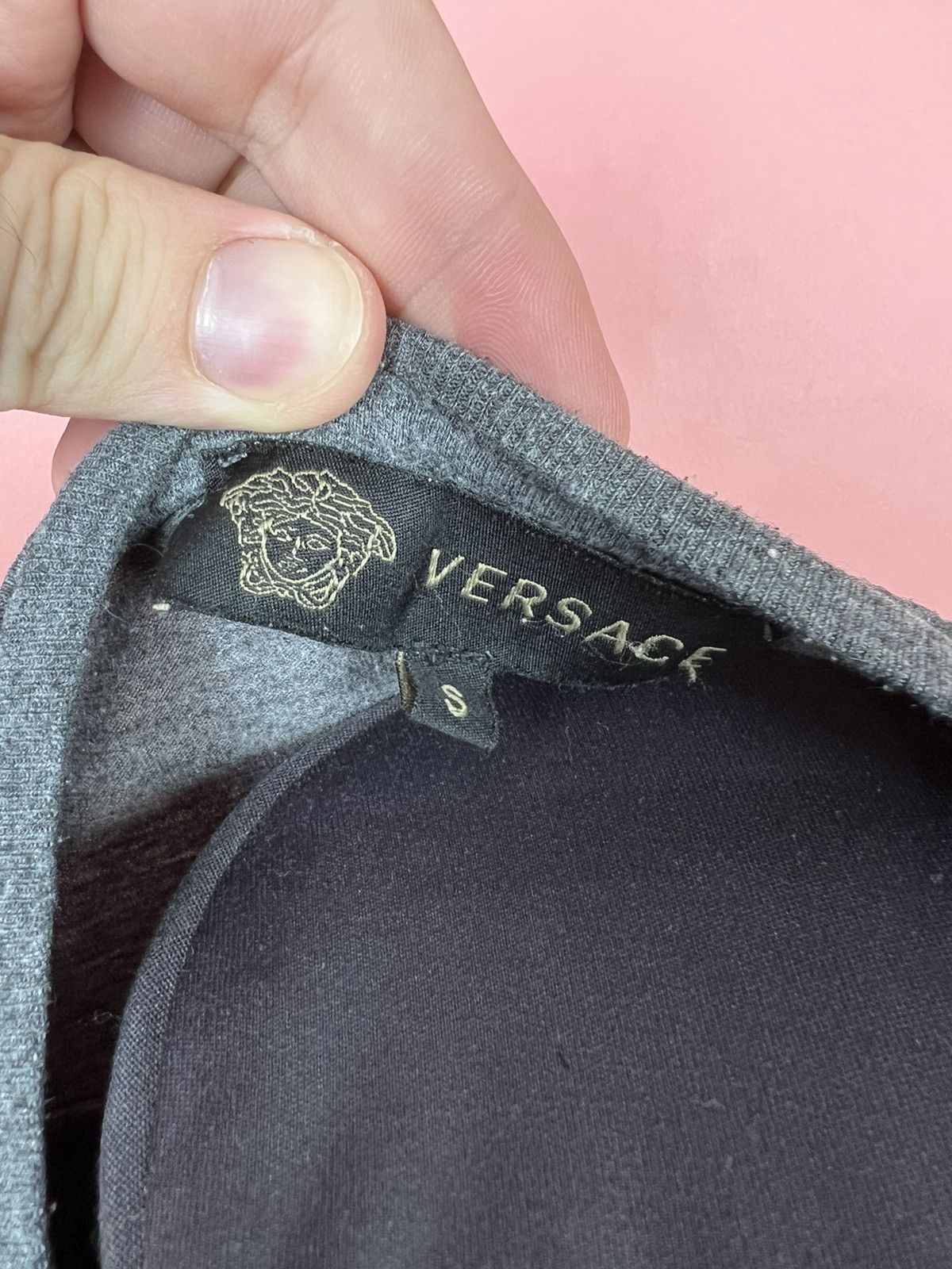 Versace Jeans Couture Versace tee luxury hype sale y2k logo big Size US S / EU 44-46 / 1 - 5 Thumbnail