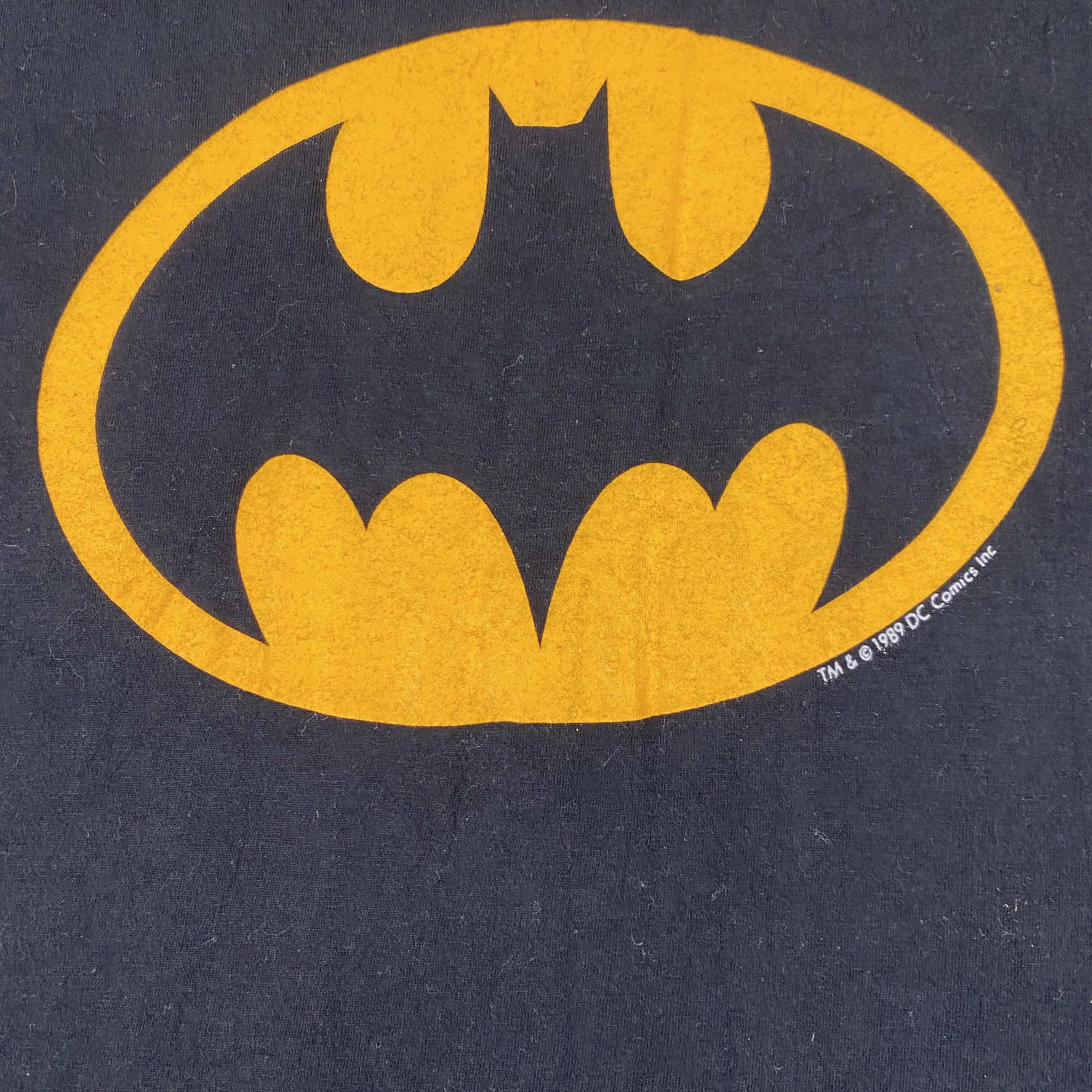 DC Comics Vintage Batman 1999 Logo Tshirt -D031 Size US M / EU 48-50 / 2 - 3 Thumbnail