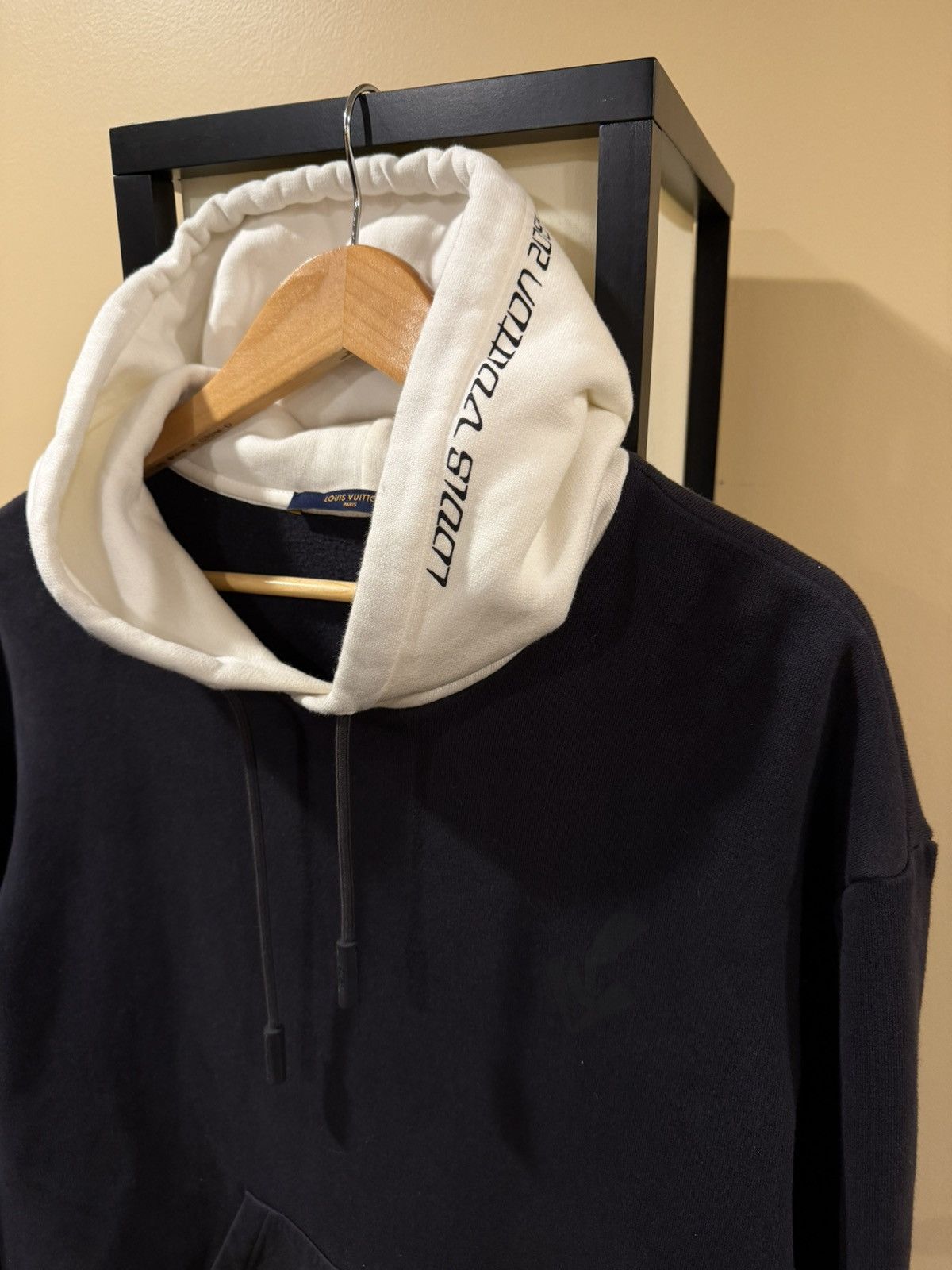 Louis Vuitton Louis Vuitton x Virgil 2054 White Hooded Black Hoodie Size US L / EU 52-54 / 3 - 2 Thumbnail