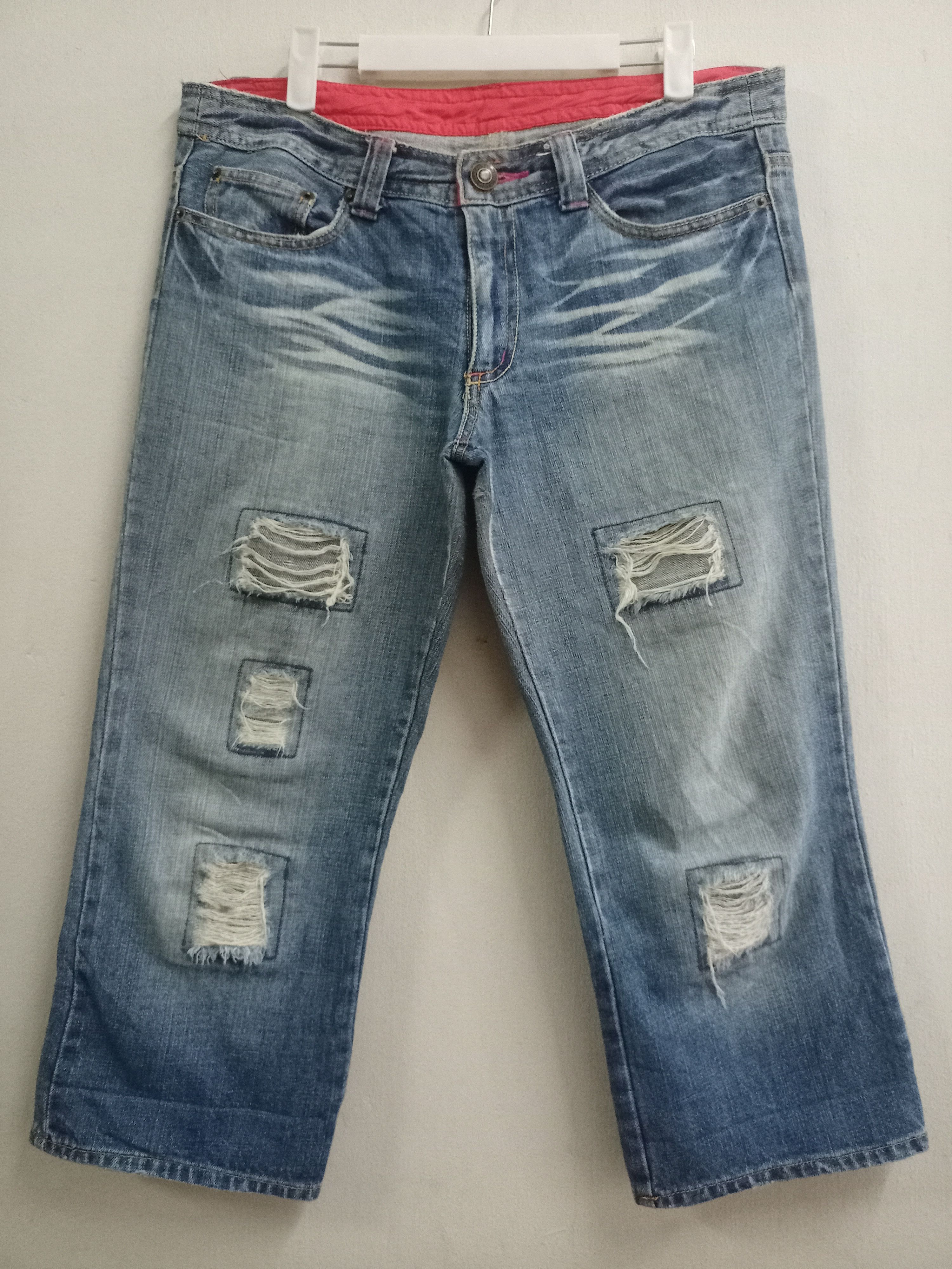 Japanese Brand Vintage Japanese Brand Blue Wash Distress Baggy Jean Shorts Size US 34 / EU 50 - 1 Thumbnail