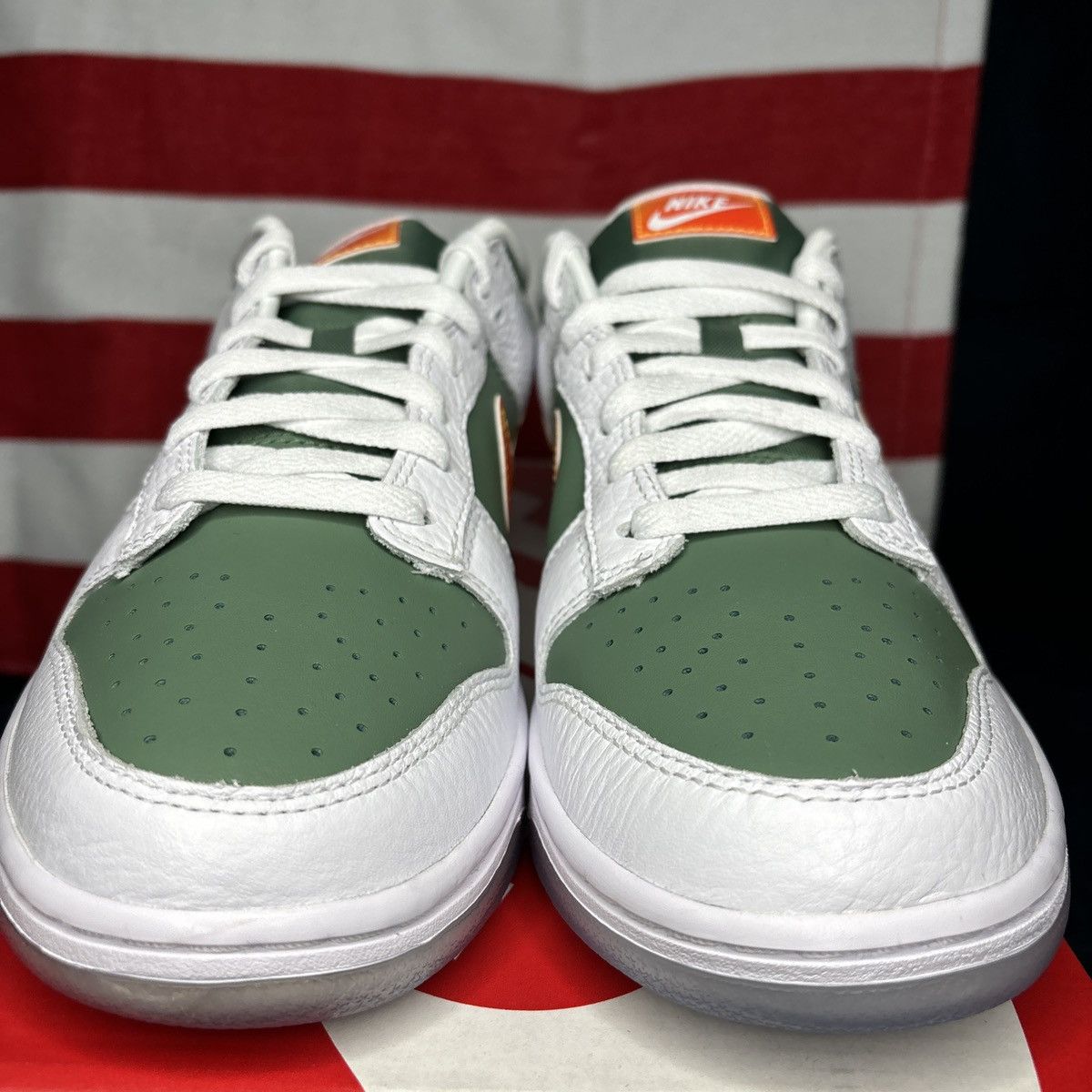 Nike Nike Dunk Low SE “New York vs New York” Size US 9 / EU 42 - 3 Thumbnail