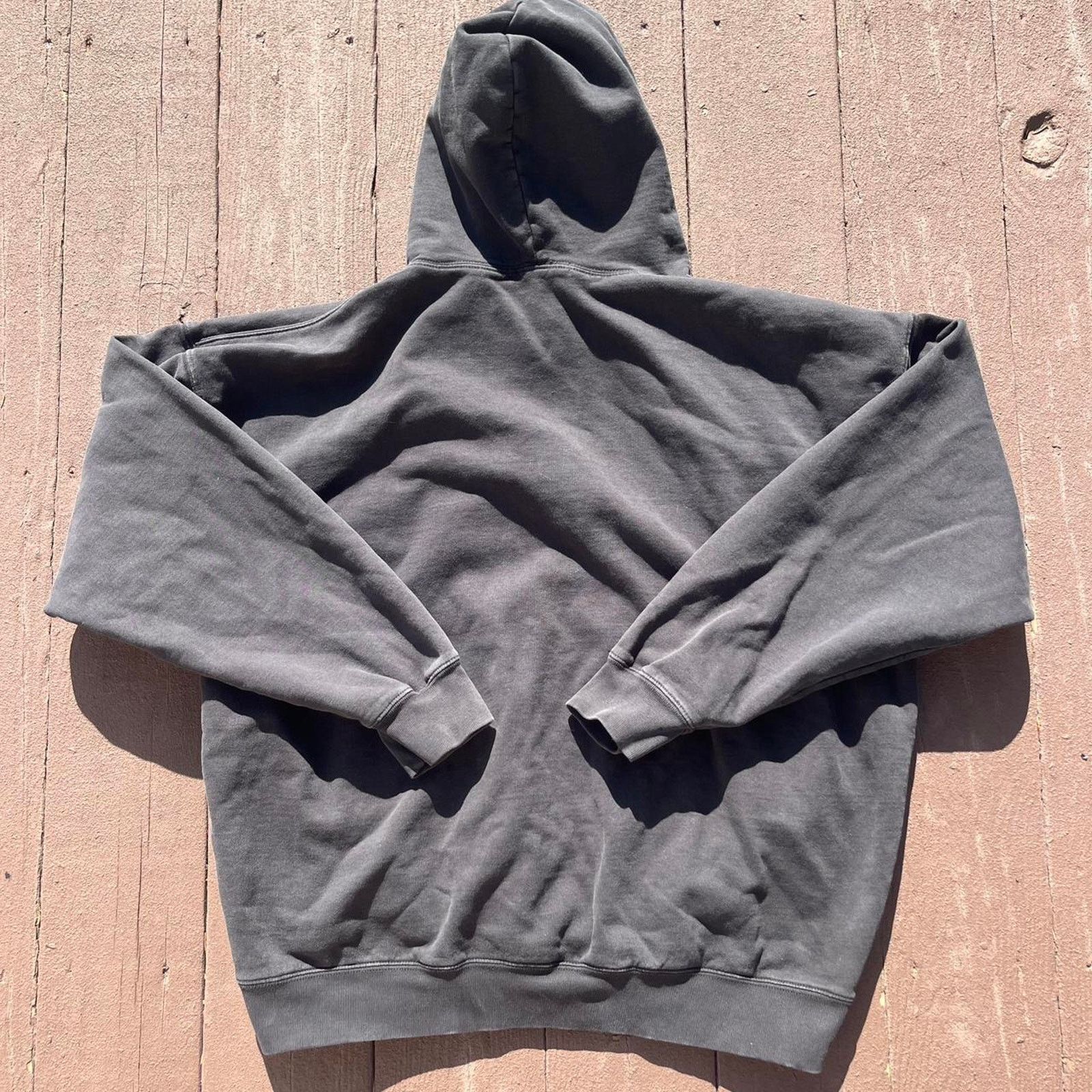 Brandy Melville Black brandy Melville embroidered butterfly Size XL / US 12-14 / IT 48-50 - 3 Thumbnail