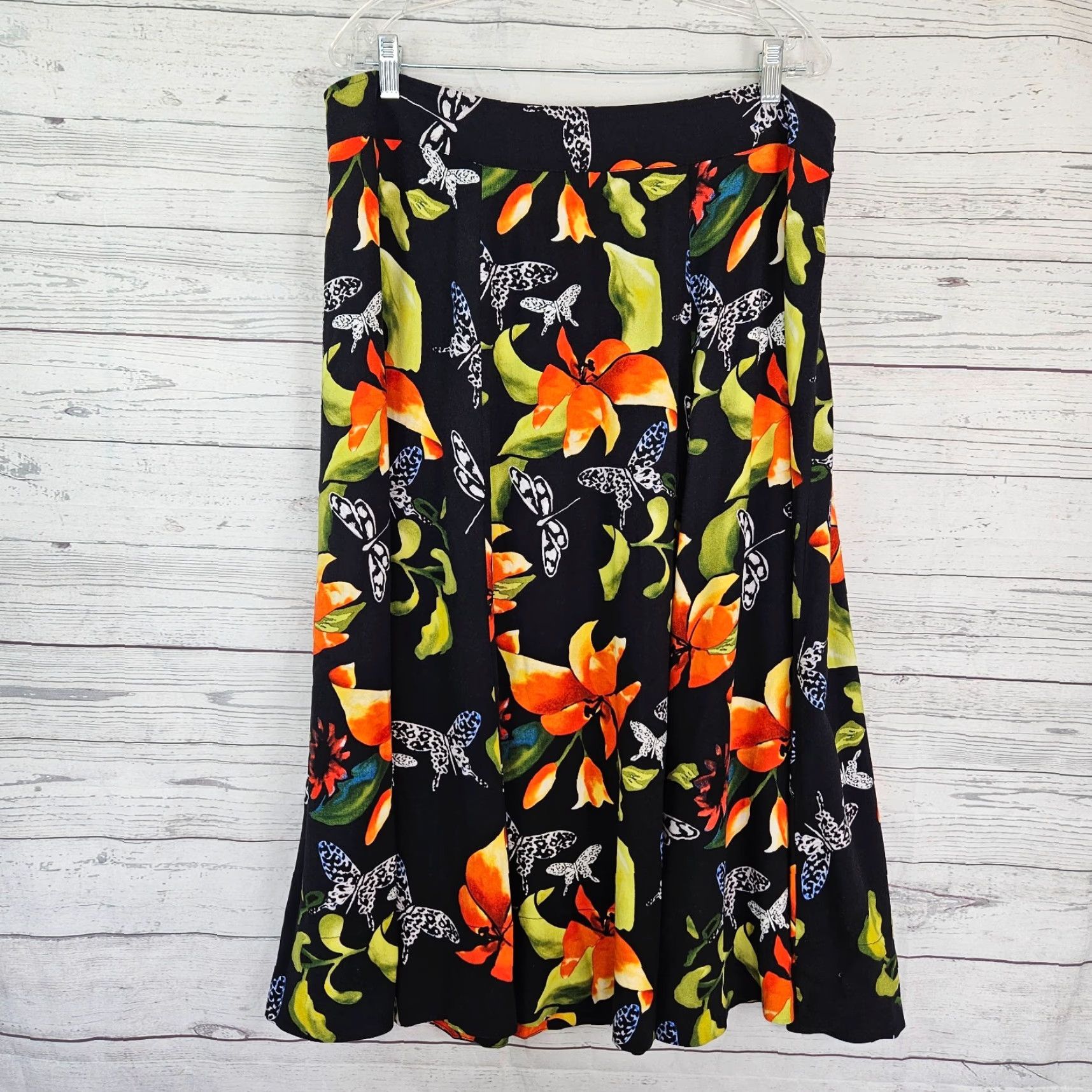 Soft Surroundings **Womens Black XL Floral Rayon Skirt** User: Soft Surroundings Womens Black XL Floral Rayon Skirt Size 40" / US 18 - 2 Thumbnail