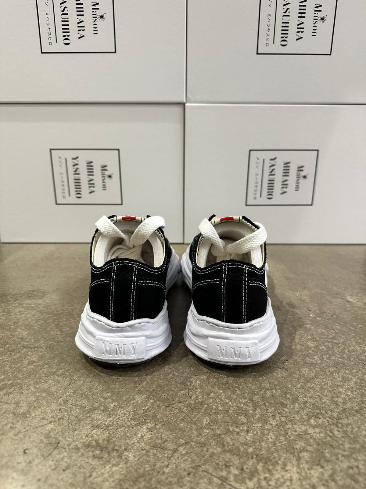 Maison MIHARA YASUHIRO MAISON MIHARA YASUHIRO - Hank Low Black Sneakers Size US 6 / EU 39 - 4 Thumbnail