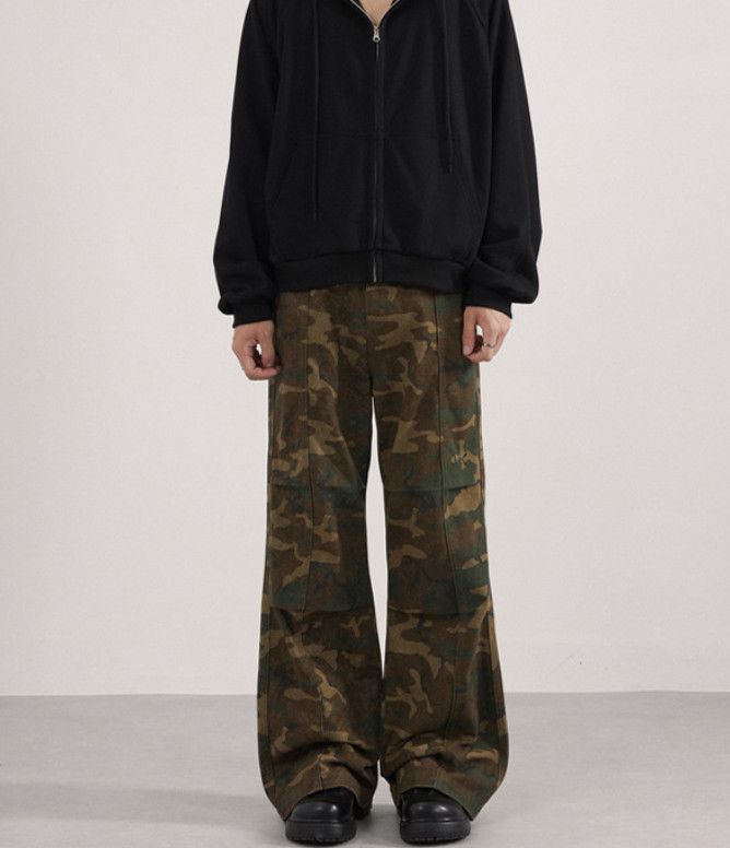 Japanese Brand Men's Loose-fitting Flared Camouflage Cargo Pants y2k Size US 32 / EU 48 - 1 Thumbnail