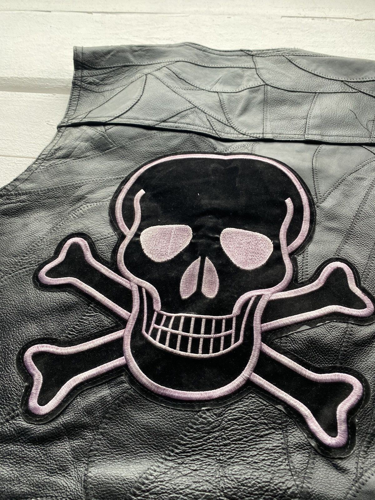 Genuine Leather × Hysteric Glamour × Japanese Brand 90s🔥VNTG Diamond Plate Buffalo Leather Skull Gothic Vest Men Size US XL / EU 56 / 4 - 4 Thumbnail