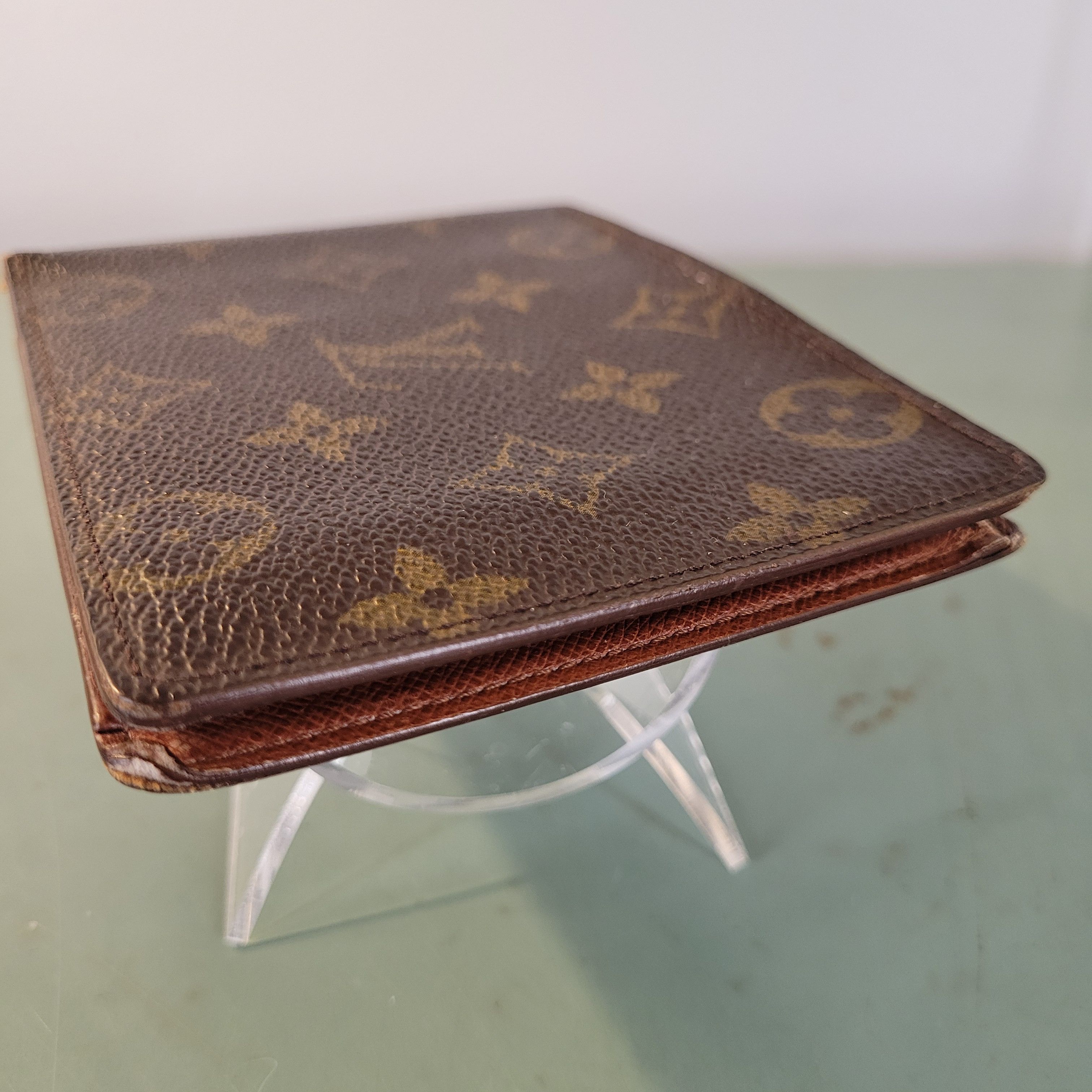 Louis Vuitton Rare Louis Vuitton Monogram Large Bifold With Card Insert Size ONE SIZE - 6 Thumbnail