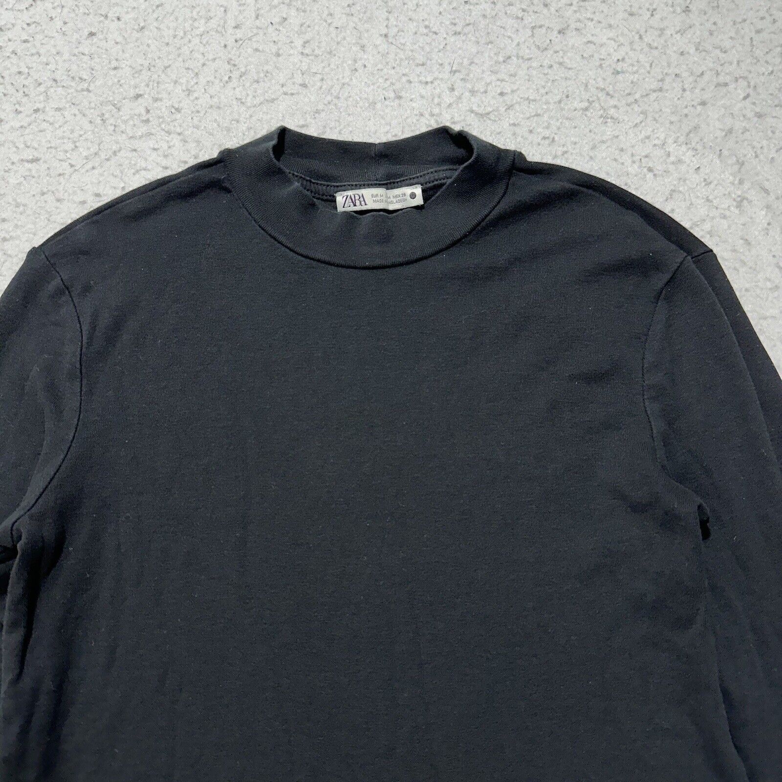 Zara Zara Medium Long Sleeve T Shirt Solid Black Pullover Tee Size M / US 6-8 / IT 42-44 - 2 Thumbnail