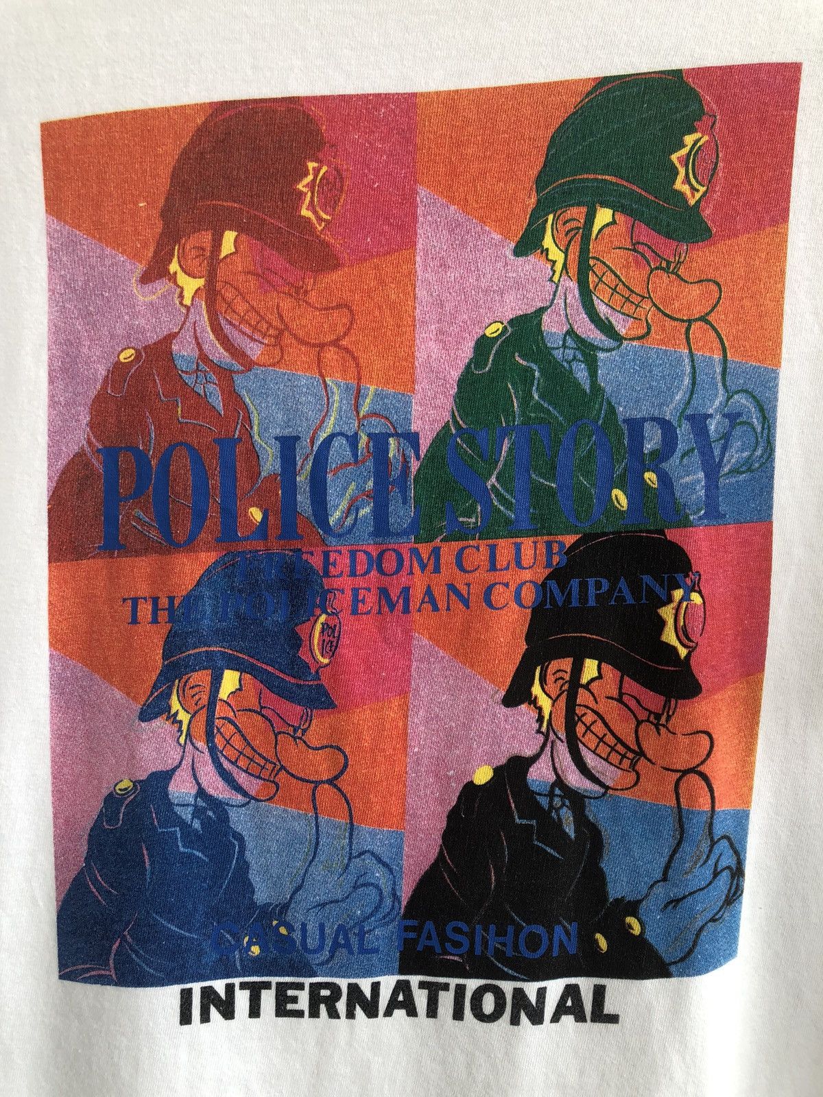 Vintage Vintage 90s POLICE STORY Pop Art Style Tee Size US L / EU 52-54 / 3 - 3 Thumbnail