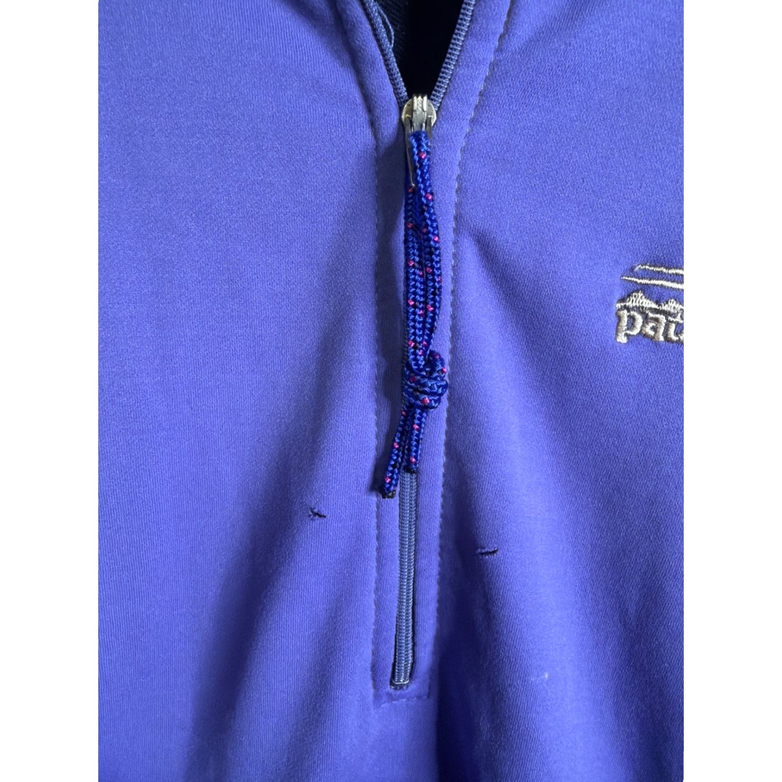 Patagonia VINTAGE Patagonia Pullover Top Womens S Purple USA 90s Thermal Zipper Back Pocket Gorpcore Activewear Pattern Solid Pullover Size S / US 4 / IT 40 - 3 Thumbnail