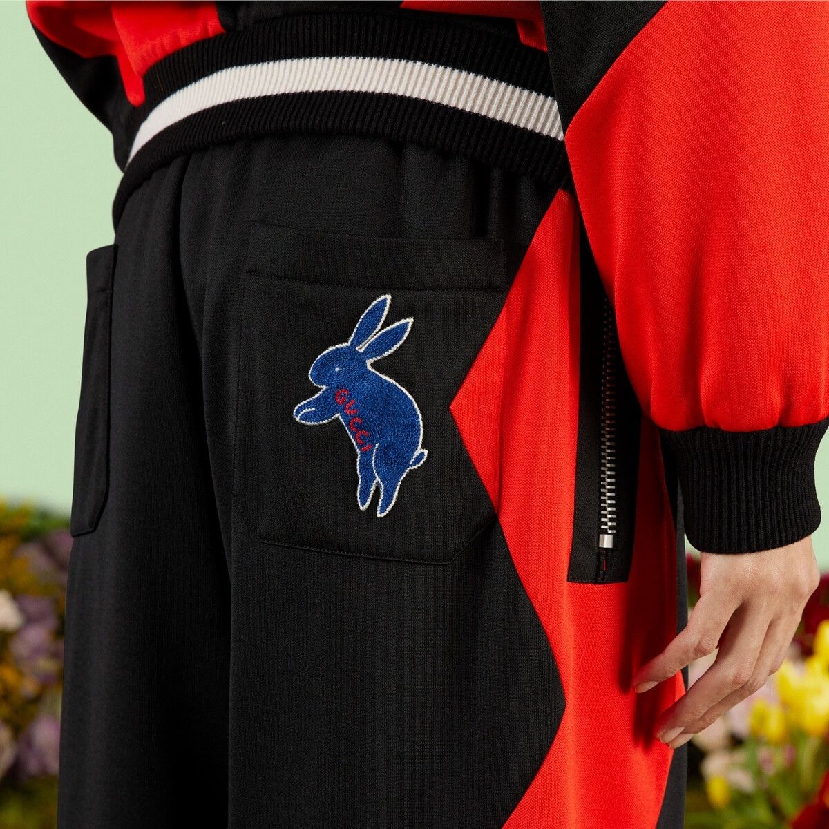 Gucci o1s1wg110125 Zig-Zag Jersey Jogging Pant in Multicolor Size US 34 / EU 50 - 4 Thumbnail
