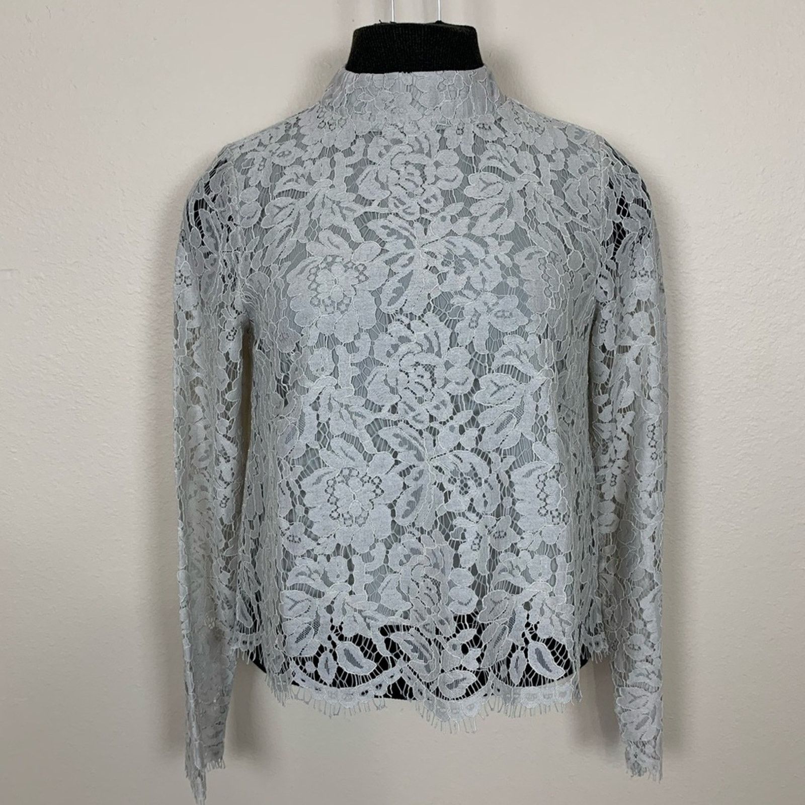 Chaser Brand Chaser Vintage Lace Mock Neck Top Light Gray M Size M / US 6-8 / IT 42-44 - 3 Thumbnail