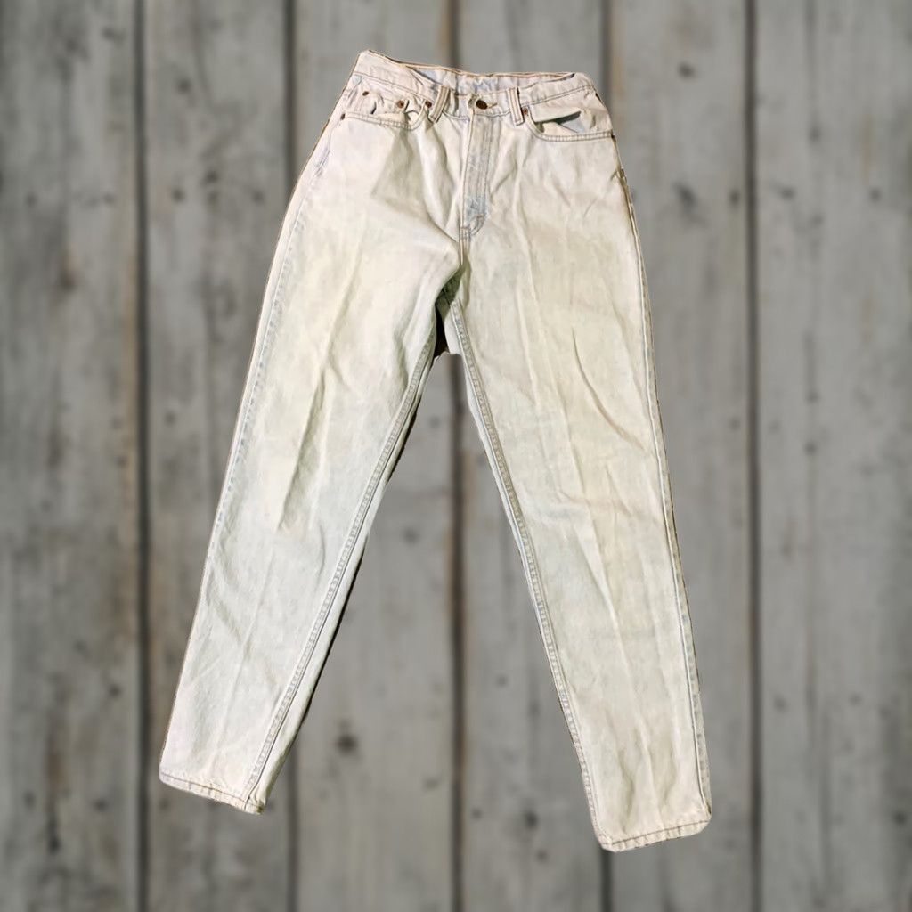 Levi's VINTAGE Levi's Women's 521 Tapered Fit Jeans Blue Size 10 28 X 32 USA Made Cotton Denim Women Size 32" / US 10 / IT 46 - 1 Thumbnail