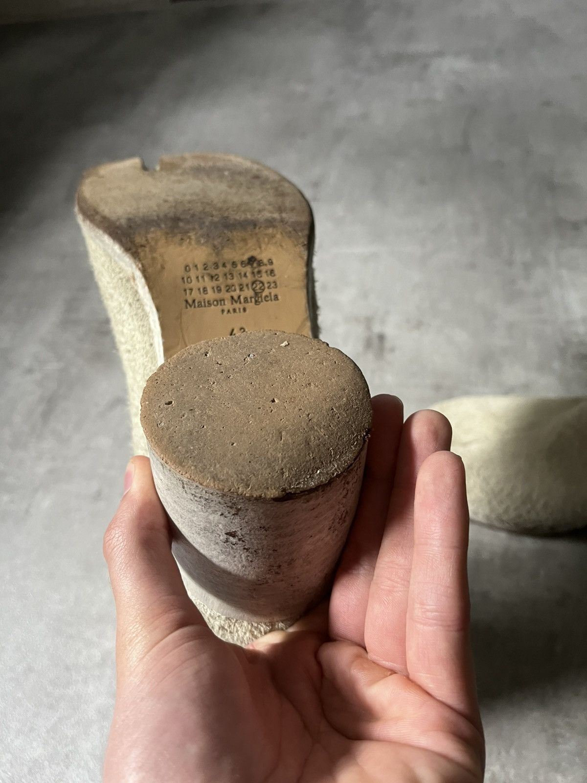 Maison Margiela Maison Margiela distressed look tabi heel fur boots Size US 10 / EU 43 - 12 Thumbnail