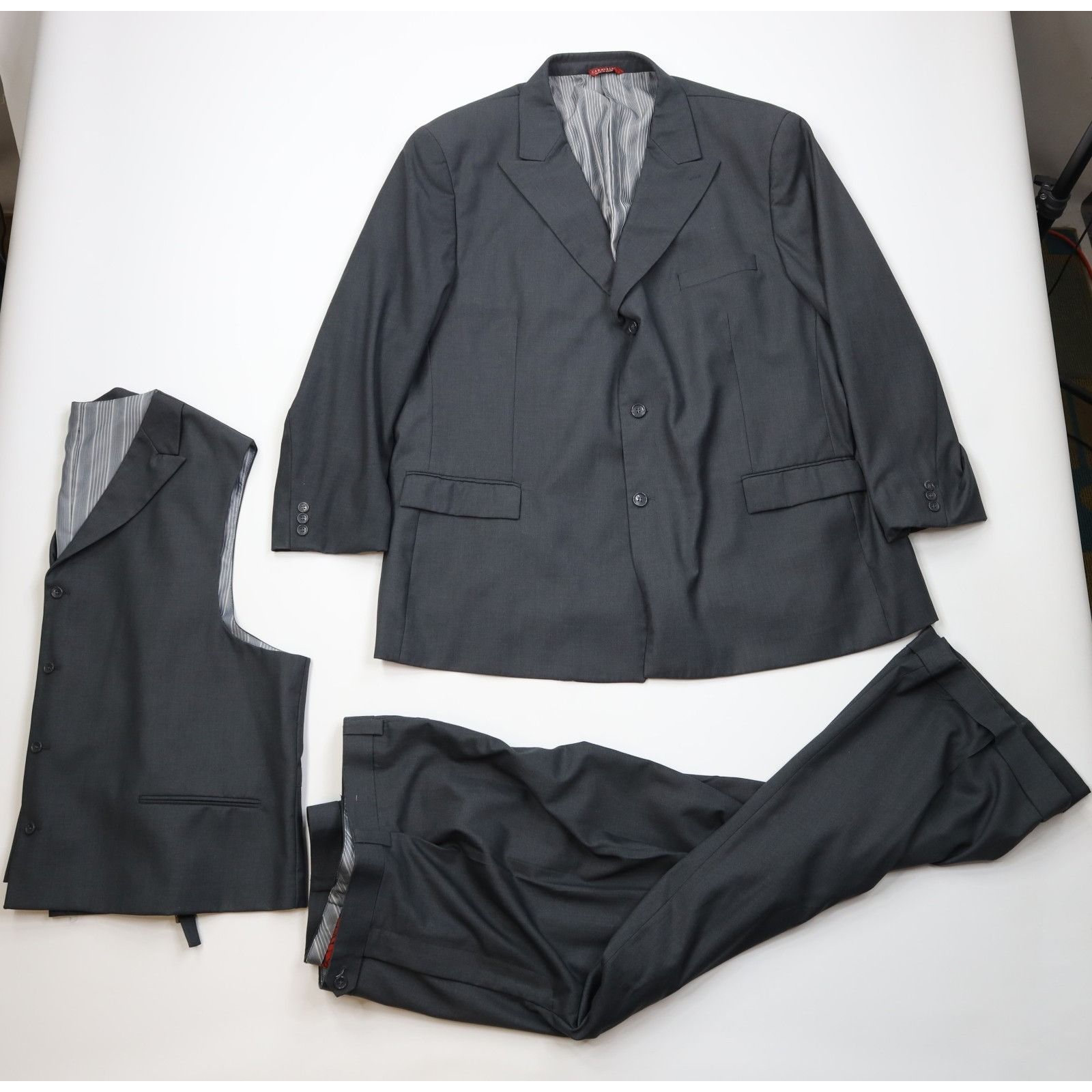 Caravelli Caravelli Super 150s 3 Piece Suit Wedding Gray Size 54R - 1 Thumbnail