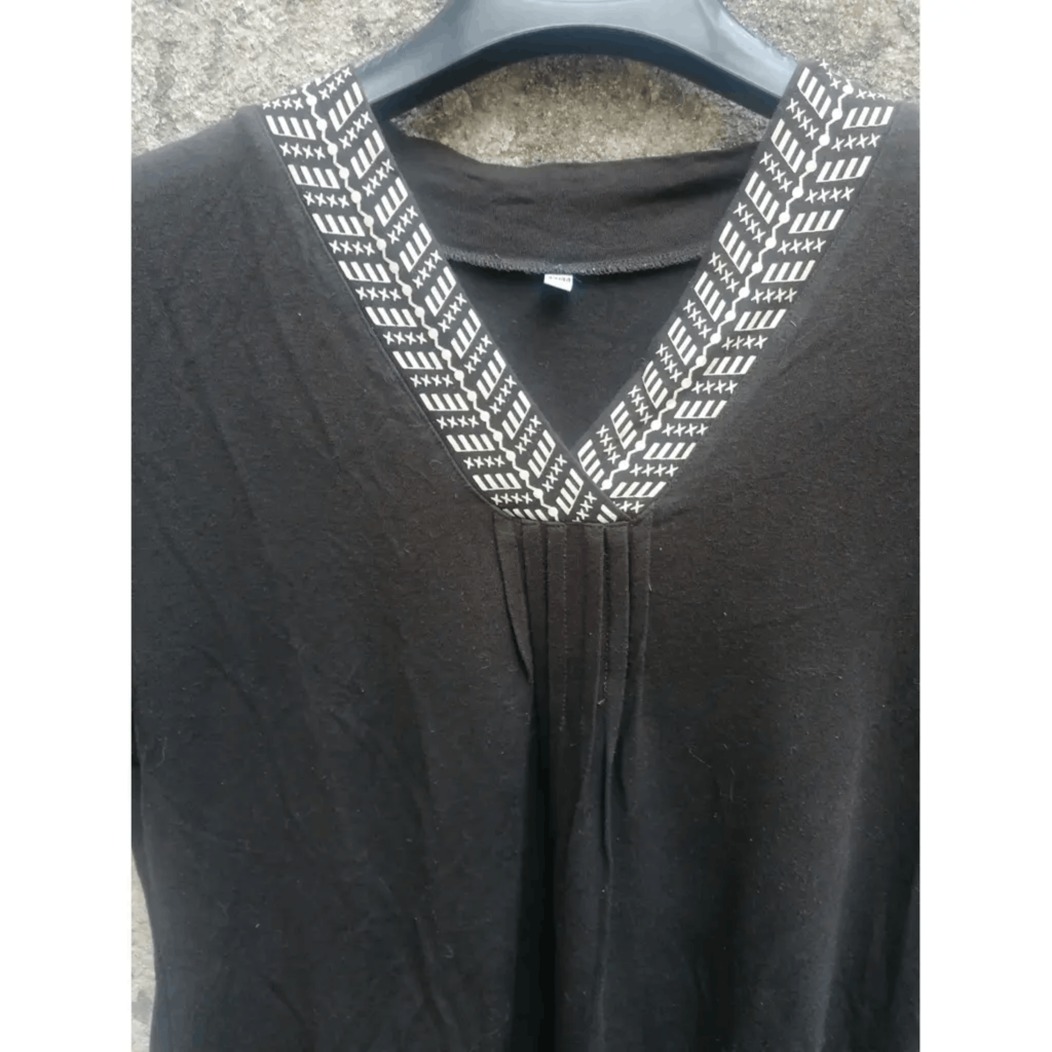 Other Black V-Neck T-Shirt with Decorative Pattern Size M / US 6-8 / IT 42-44 - 2 Thumbnail