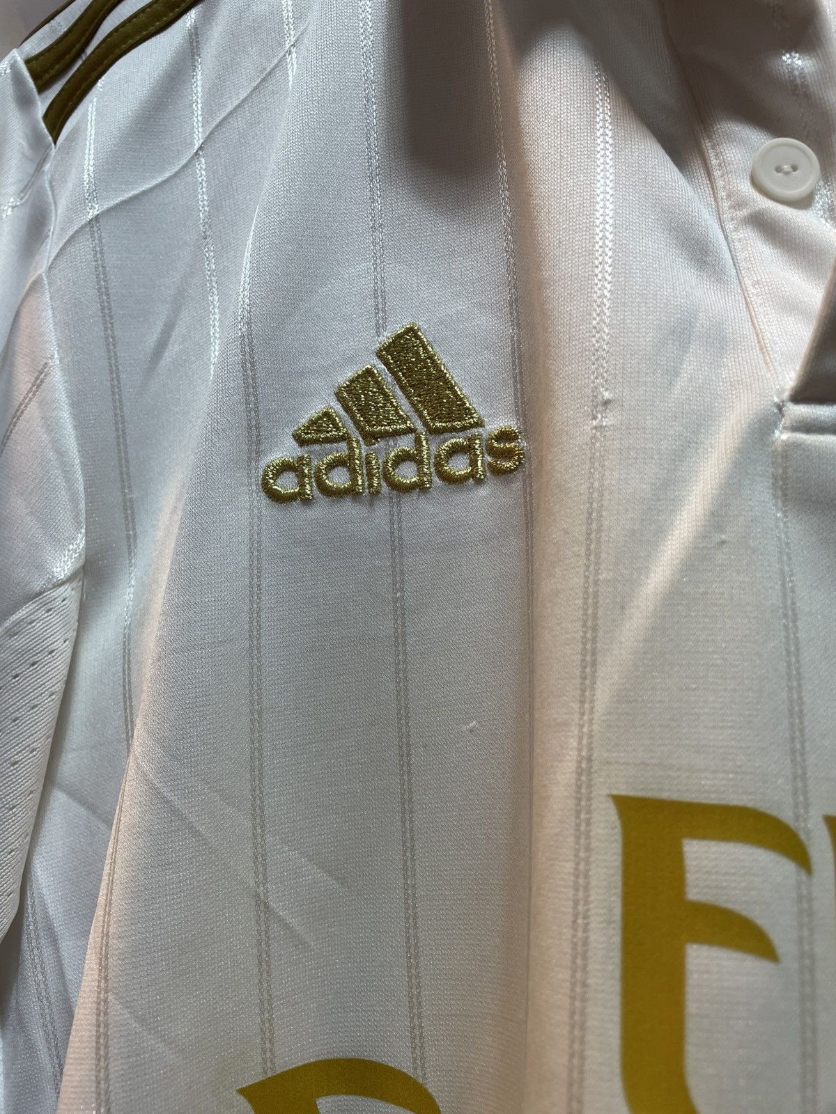 Adidas 2016-2017 AC Milan Away Kit KAKA 22 Size US S / EU 44-46 / 1 - 10 Thumbnail