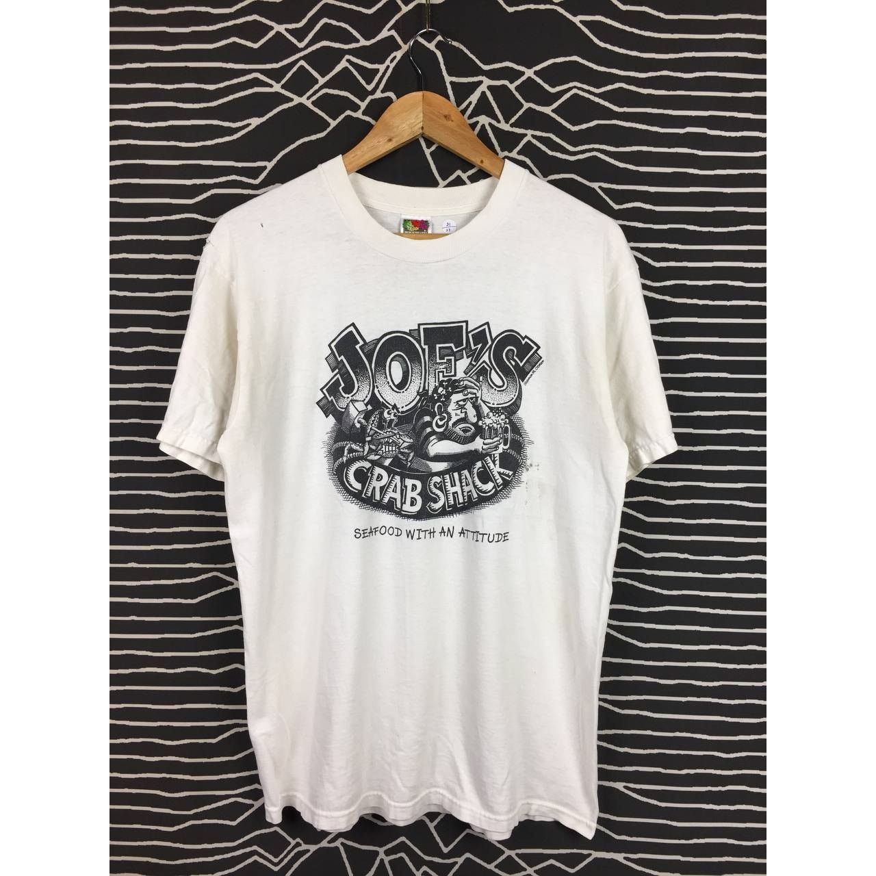 Fruit Of The Loom × Vintage Vtg 90s Distressed Joe’s Crab Shack Joe Know Elvis Promo Tee Size US L / EU 52-54 / 3 - 1 Thumbnail