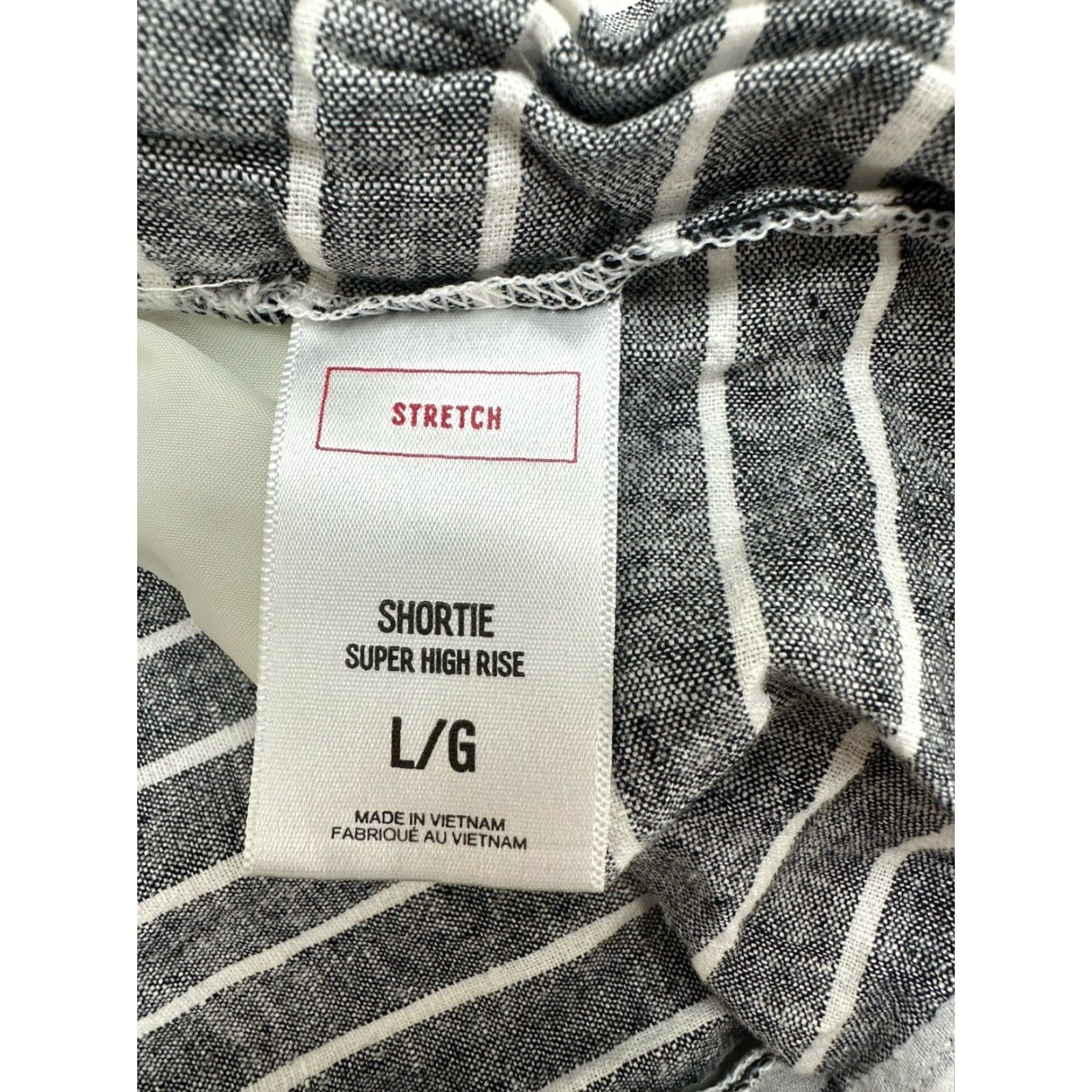 Express Express Womens Shorts Striped Chambray High Rise Elastic Waist Large Gray Size 36" / US 14 / IT 50 - 5 Thumbnail