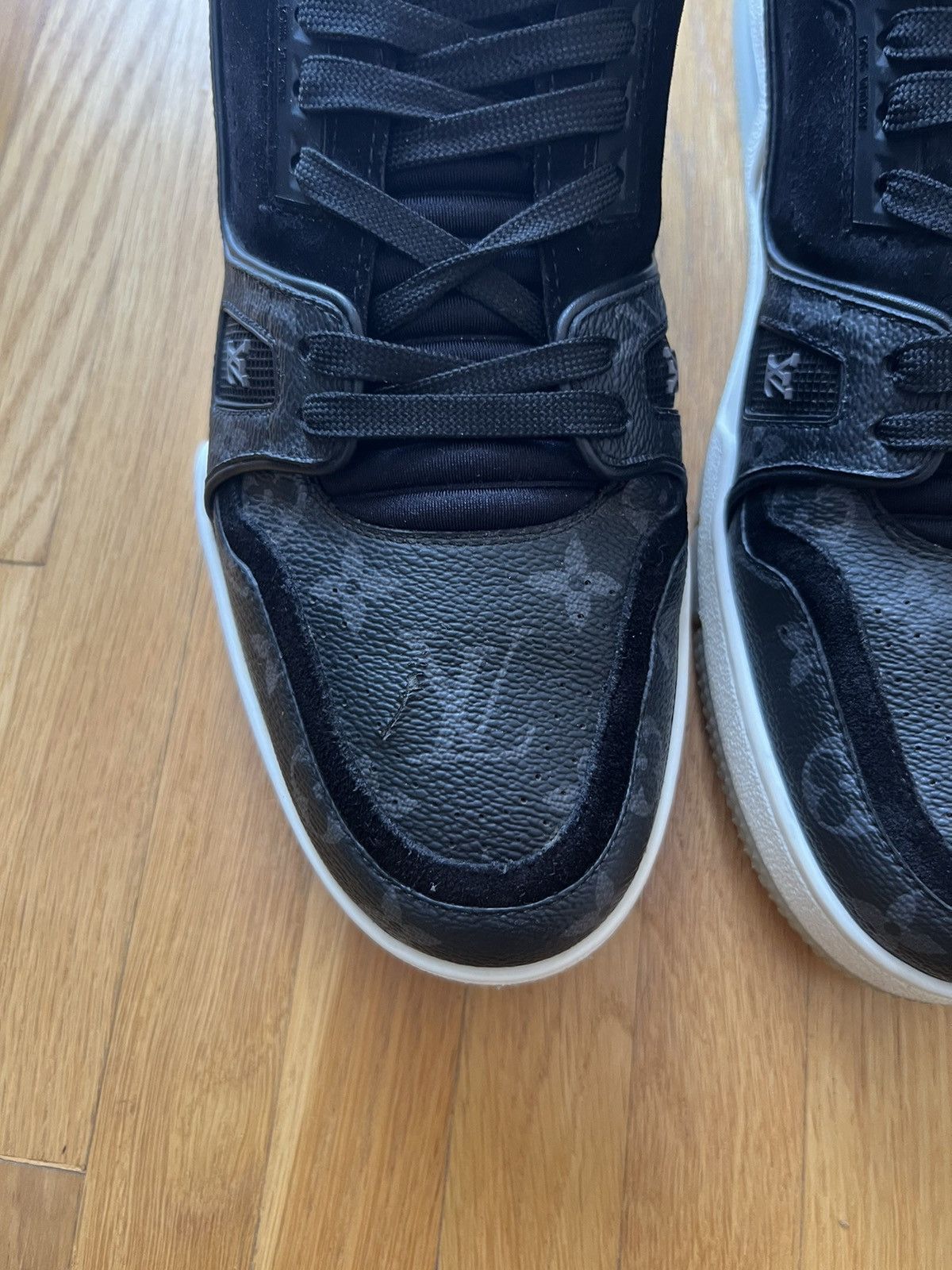 Louis Vuitton Louis Vuitton LV Trainer Black Monogram Size US 10.5 / EU 43-44 - 4 Thumbnail