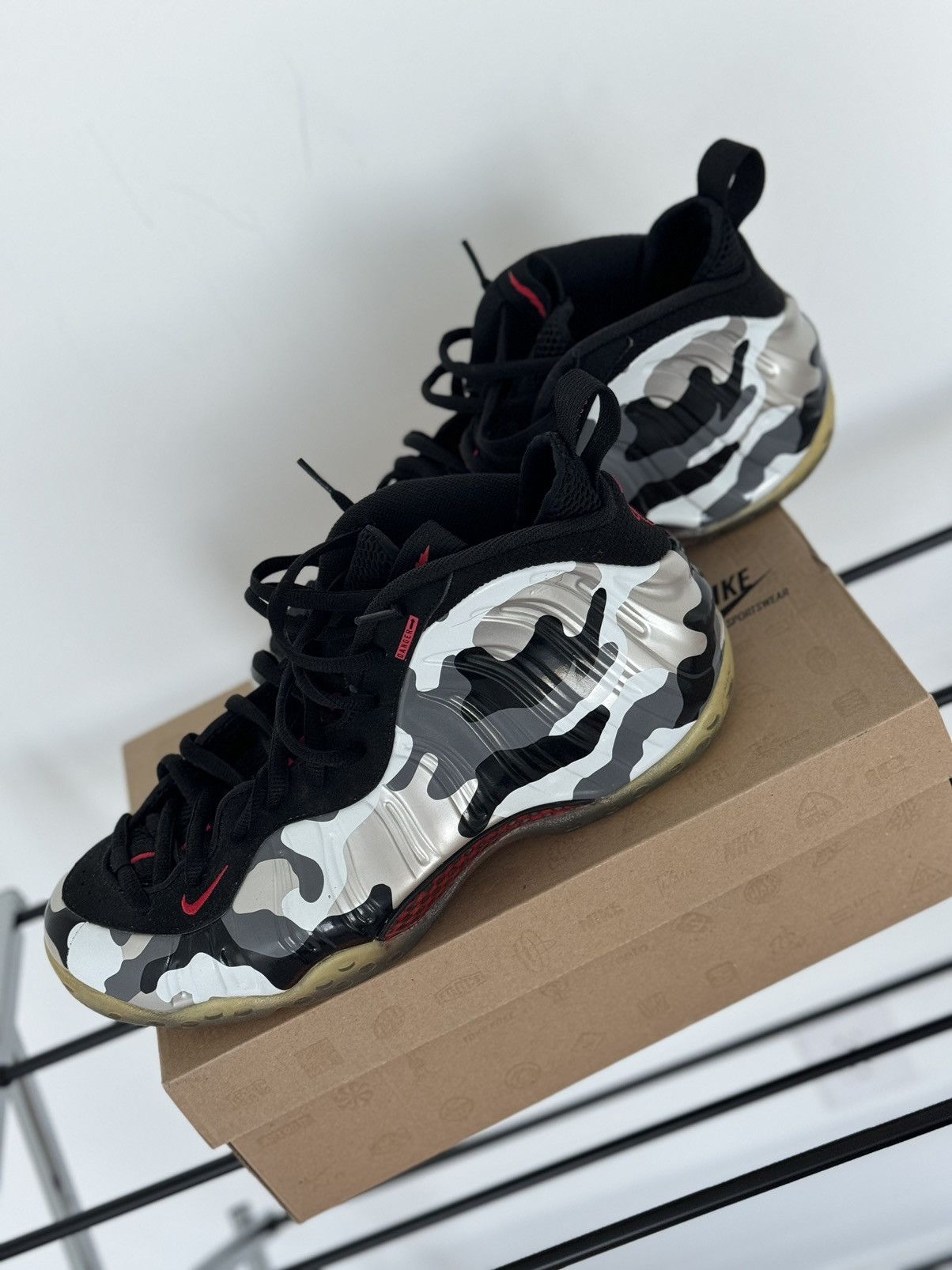 image of Nike Air Foamposite 1 Prm Fighter Jet Shoes in Silver, Men's (Size 11)