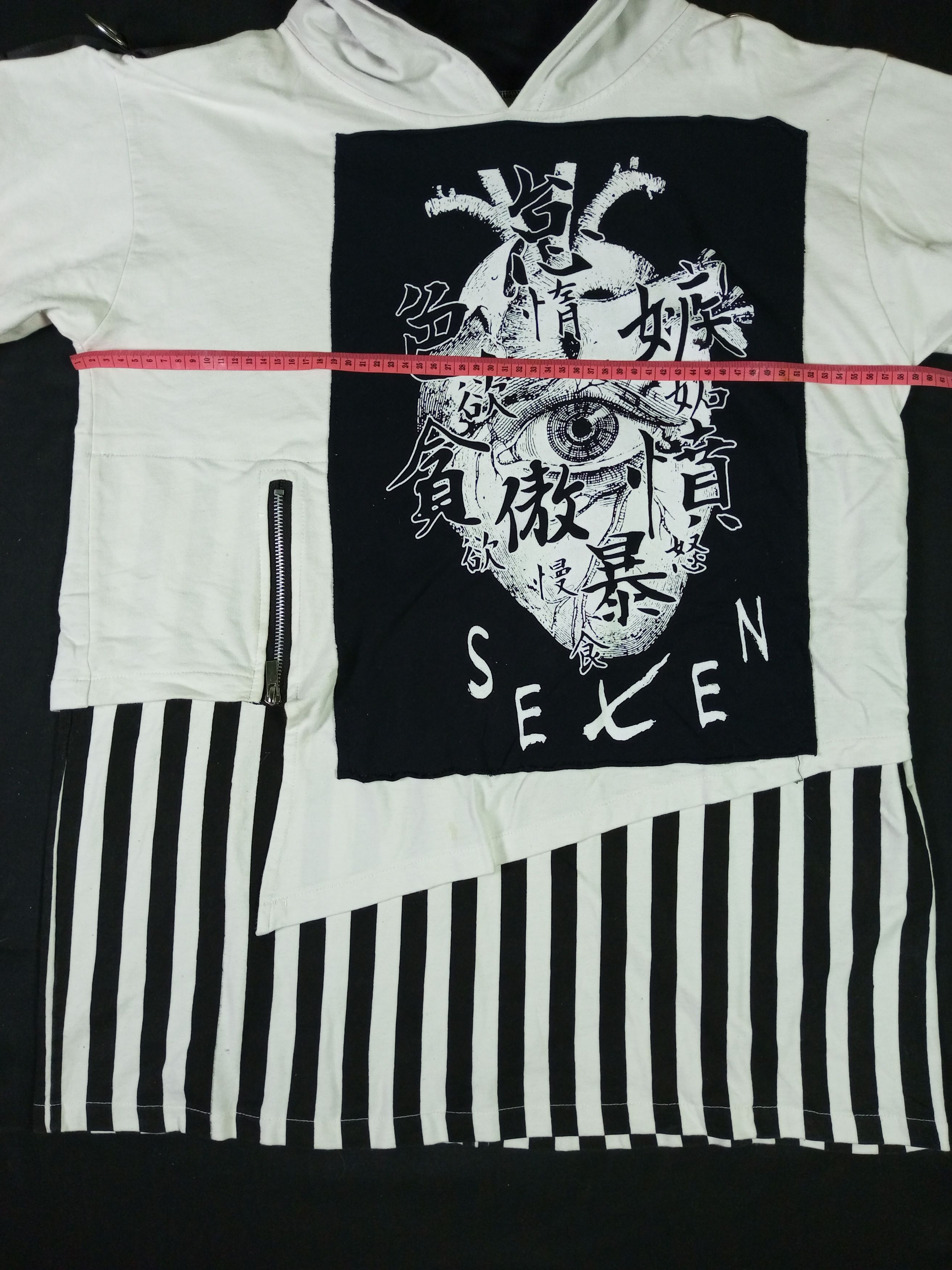 Japanese Brand Y2K Crazy Punk VKEI Style Japanese Hoodie One eye Riot Size US L / EU 52-54 / 3 - 9 Thumbnail