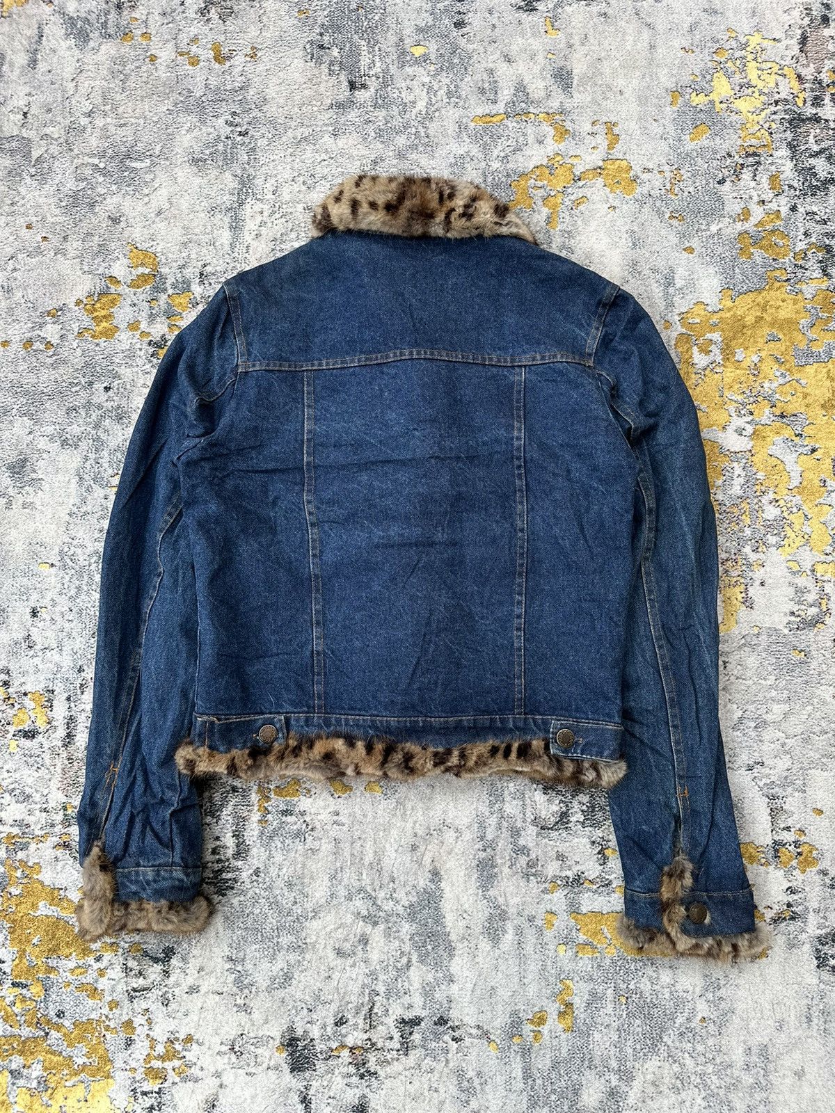 Le Grande Bleu (L.G.B.) CRAZY FAUX FUR COLLAR DENIM JACKET VINTAGE Y2K JAPAN STYLE Size US M / EU 48-50 / 2 - 7 Thumbnail