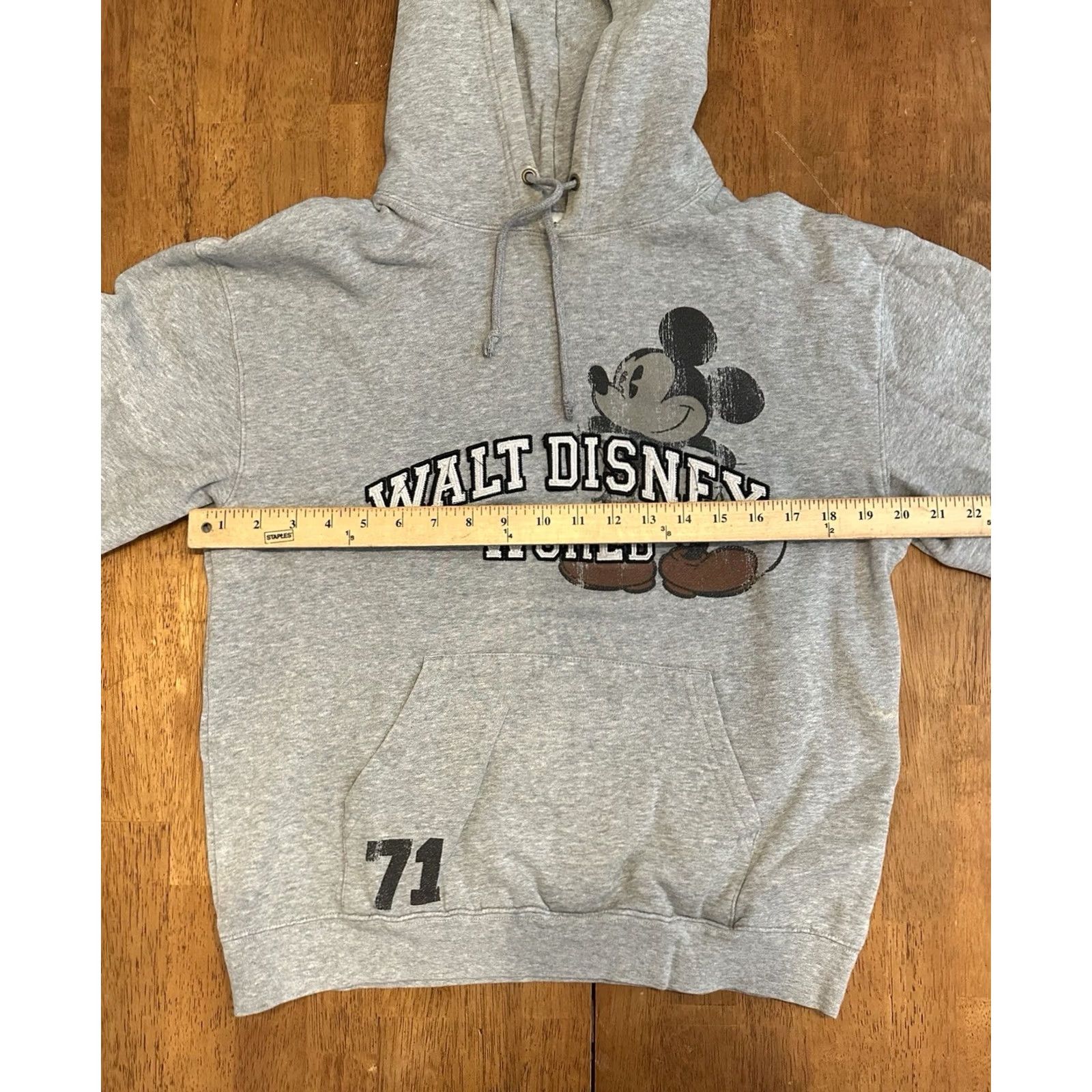 Disney VINTAGE Disneyland Resort Mickey Hoodie Walt Disney World Sweatshirt Large Gray Size US L / EU 52-54 / 3 - 7 Thumbnail