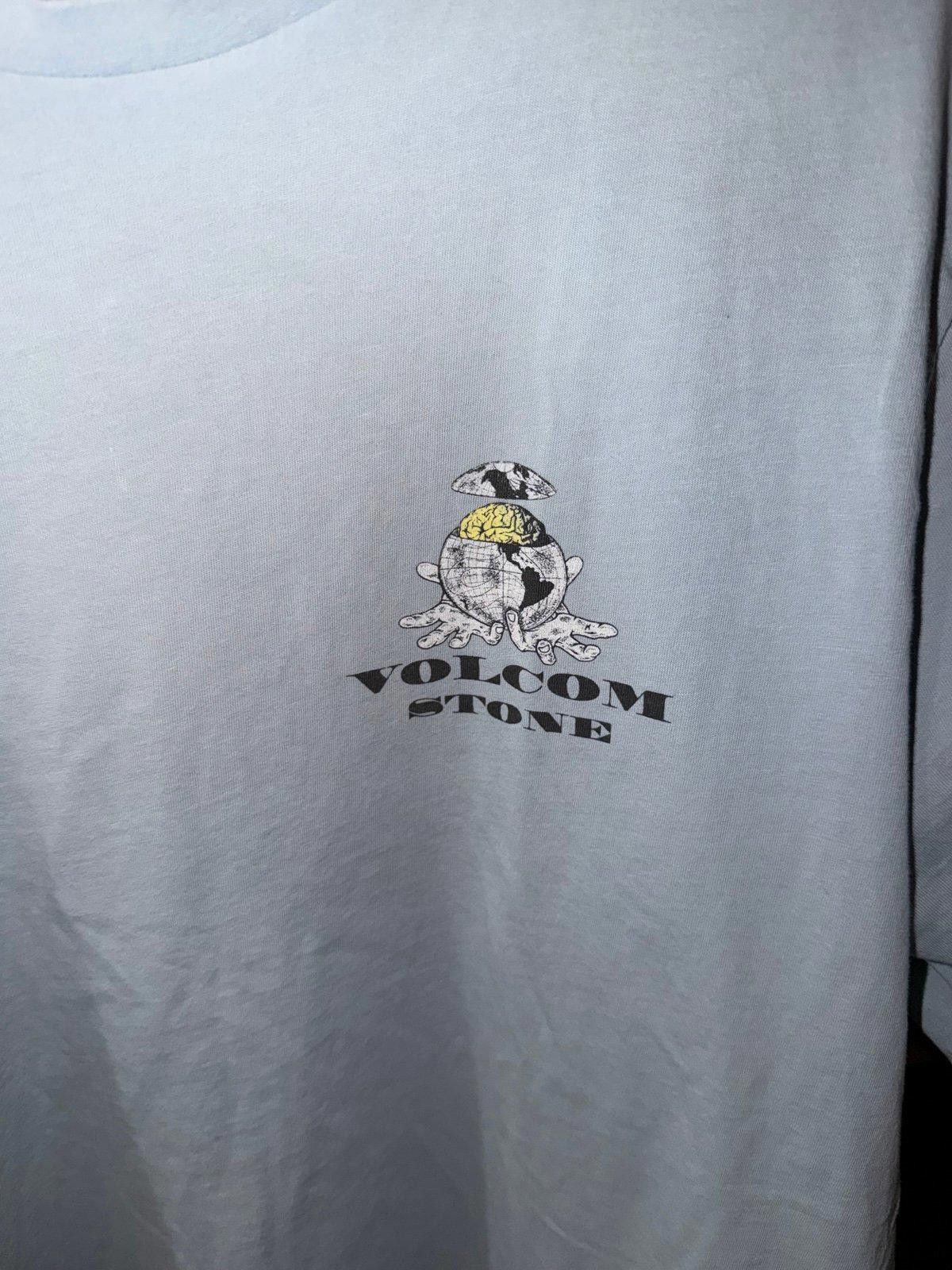Volcom Volcom Stone Globe Brain Tee Mens LG Vintage Y2K 90s Rare Size US L / EU 52-54 / 3 - 3 Thumbnail