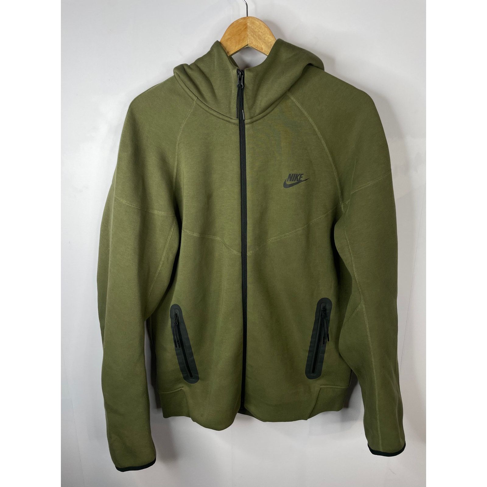 Nike Nike Tech Zip Up Olive Hoodie Size US L / EU 52-54 / 3 - 1 Thumbnail