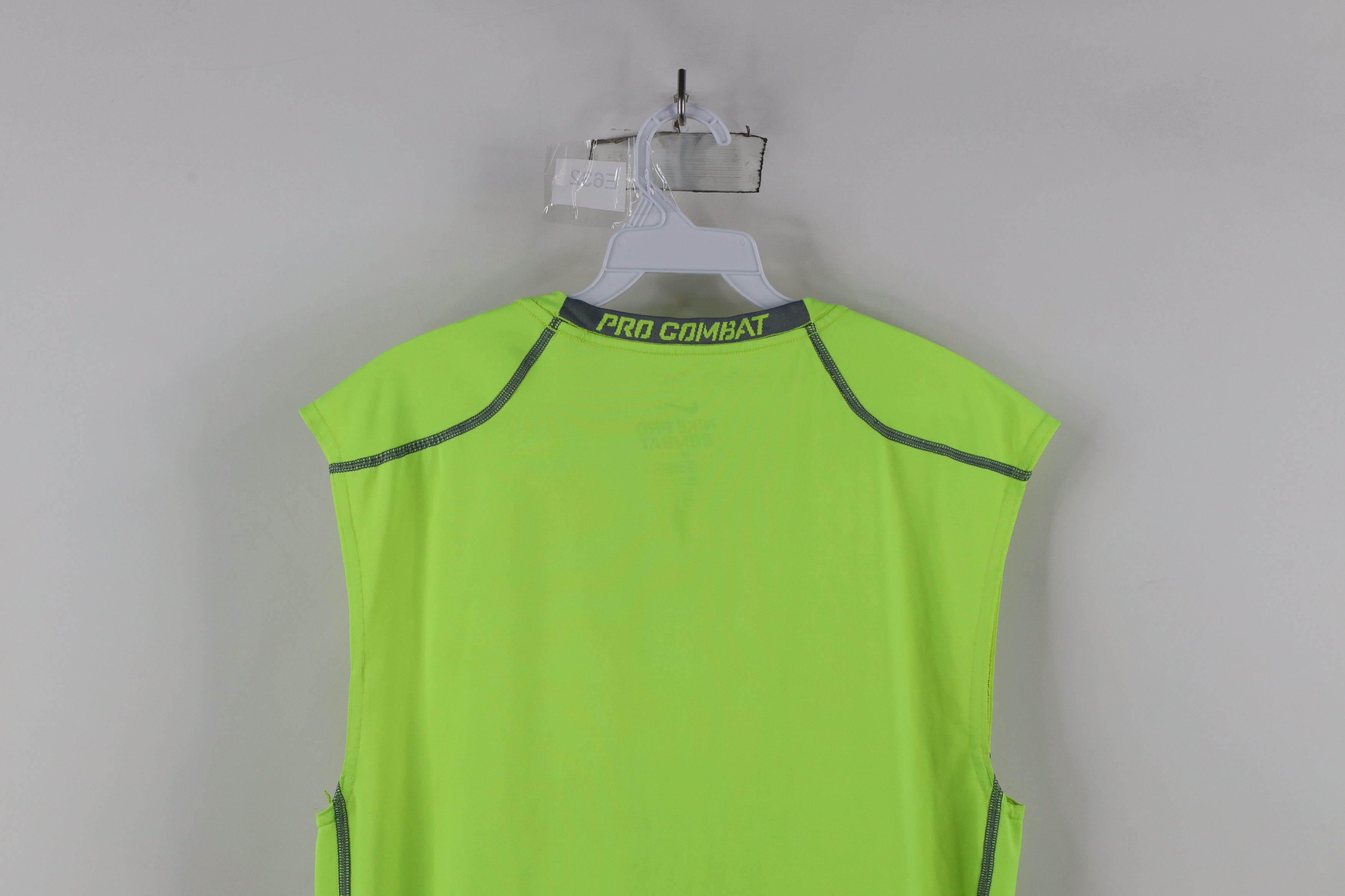 Nike × Vintage Nike Pro Combat Sleeveless Muscle Training T-Shirt Volt Size US XXL / EU 58 / 5 - 13 Thumbnail