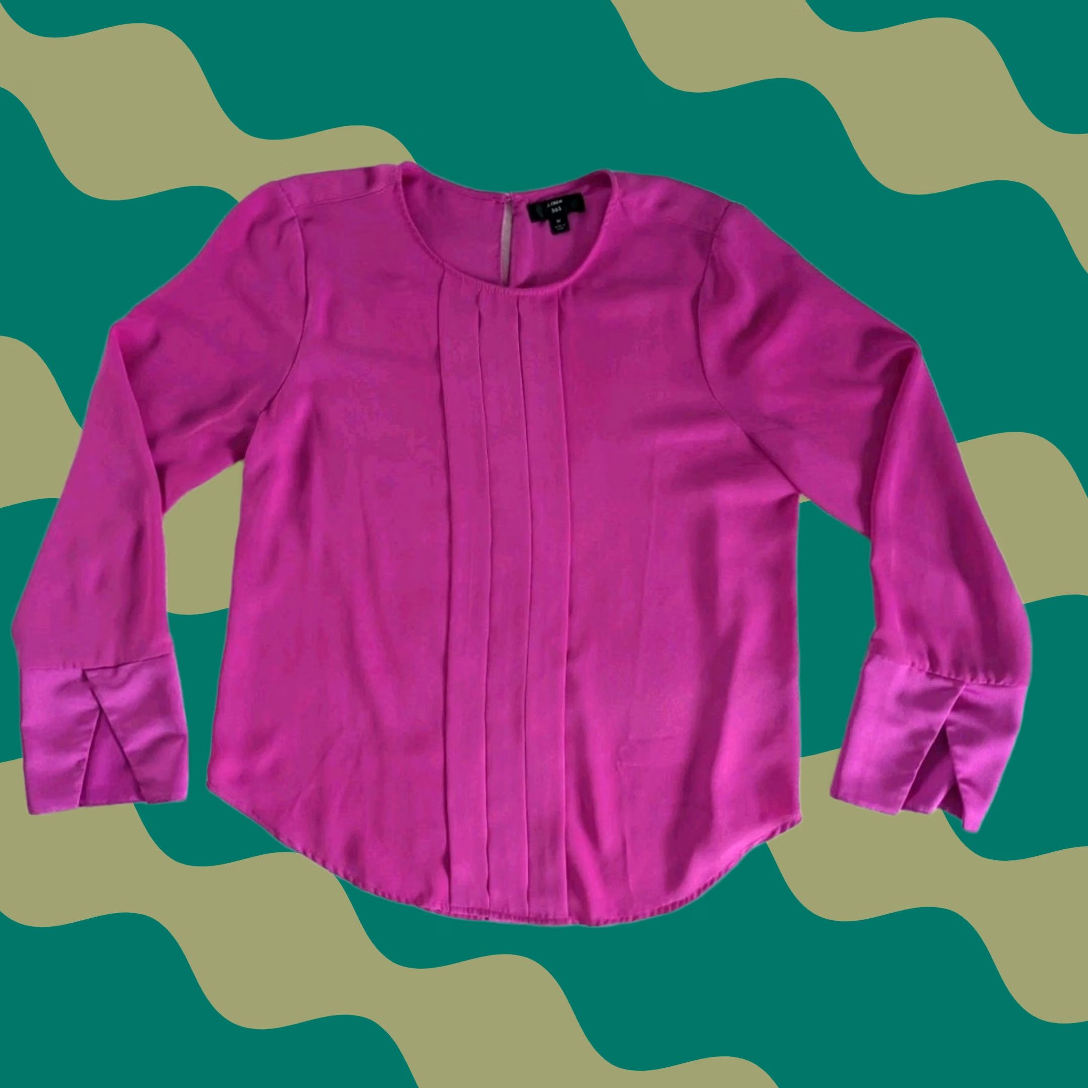 J.Crew J.CREW 365 Fuchsia Long Sleeve Blouse Women's Sz M Office Women's Blouse Pink Knit? Size M / US 6-8 / IT 42-44 - 1 Thumbnail