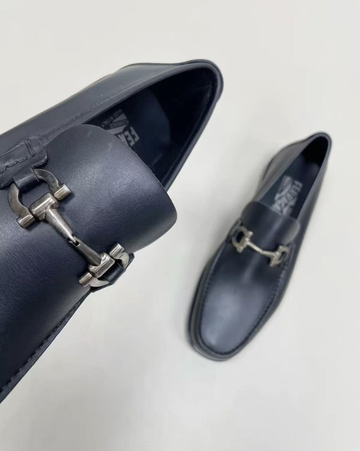 Salvatore Ferragamo Ferragamo Casual Shoes (genuine leather sole) J30 Size US 9.5 / EU 42-43 - 4 Thumbnail