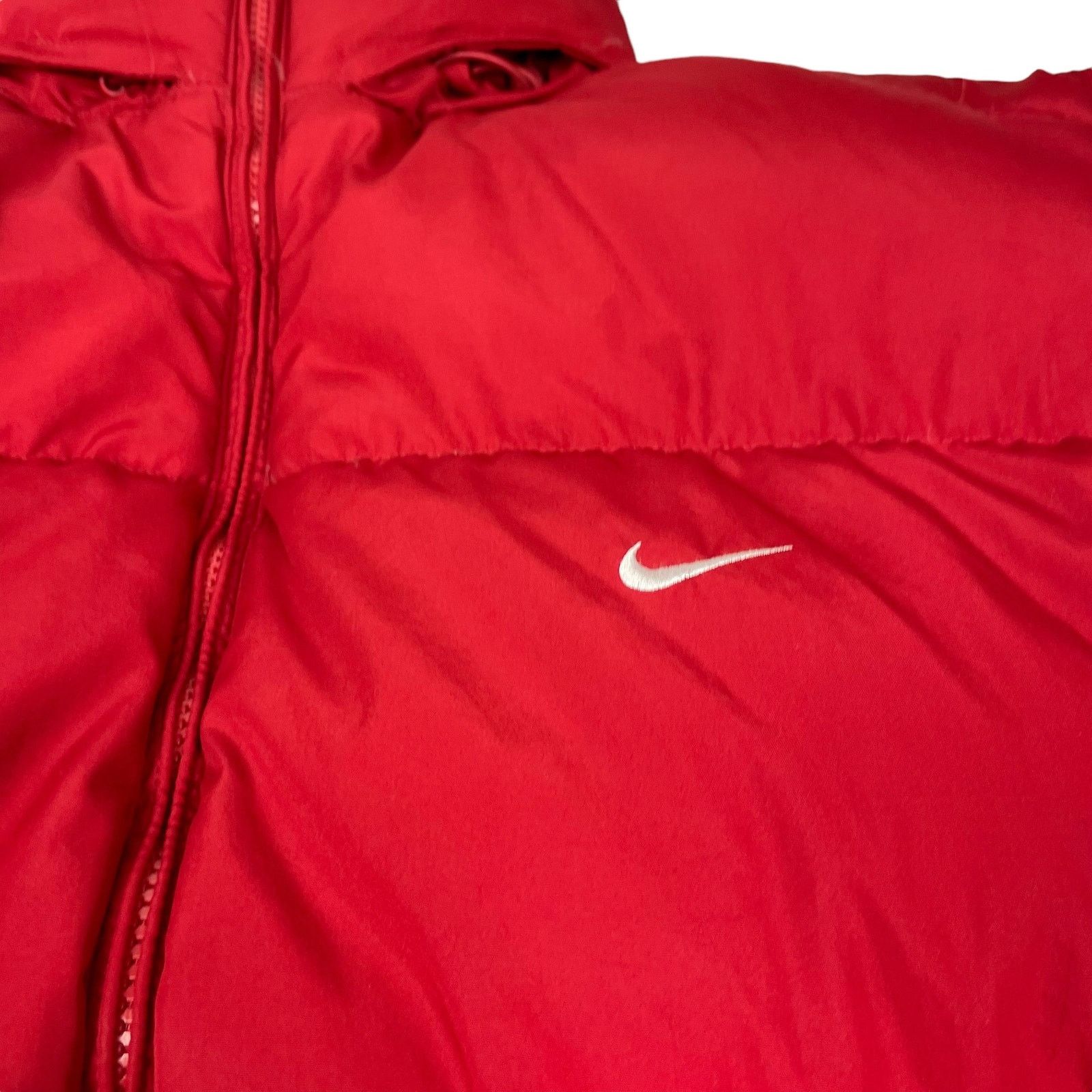 Nike × Vintage Nike Men's Red Swoosh Pockets Full Zip Down Puffer Vest 2XL Size US XXL / EU 58 / 5 - 2 Thumbnail