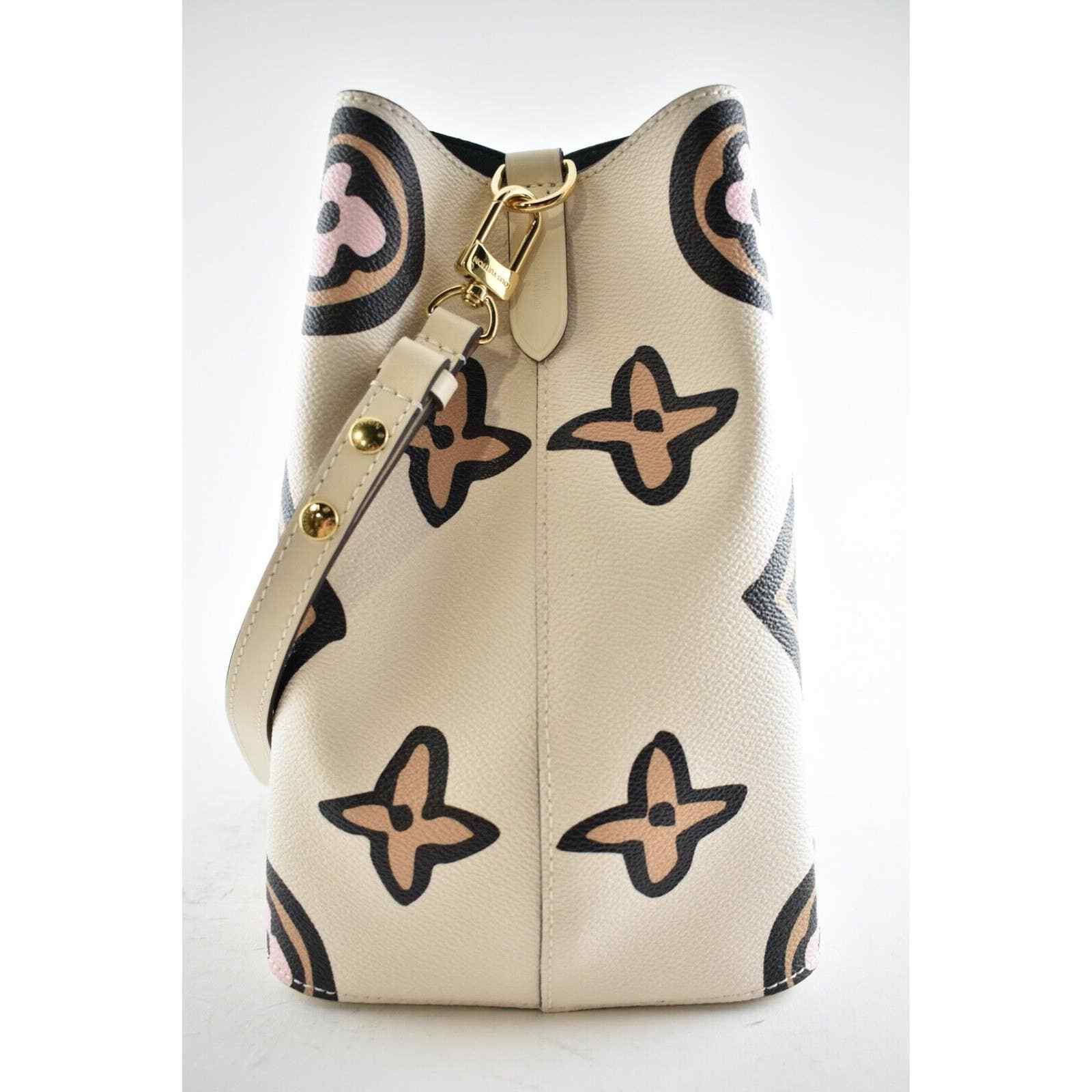 Louis Vuitton Louis Vuitton MM Cream Monogram Logo Shoulder Crossbody Bag Size ONE SIZE - 6 Thumbnail