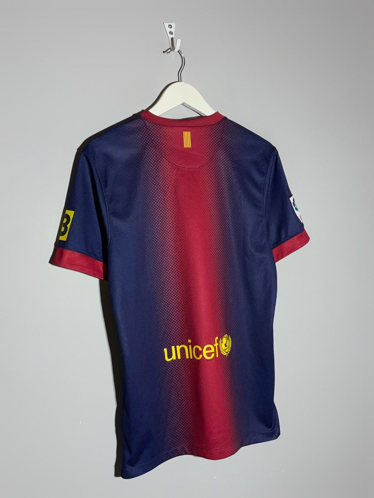 Nike F.C Barcelona Nike 2013/14 Home Y2k Football Shirt Size US S / EU 44-46 / 1 - 11 Thumbnail