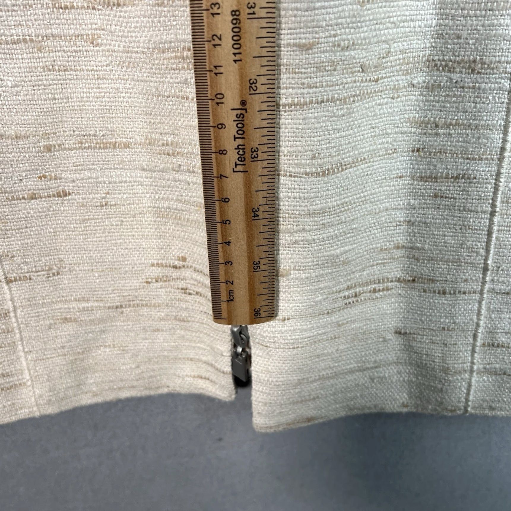 Vintage VINTAGE Worth Cream Silk Trench Coat Women’s Size 4 Long Sleeve Zip Dressy Size 27" / US 4 / IT 40 - 4 Thumbnail